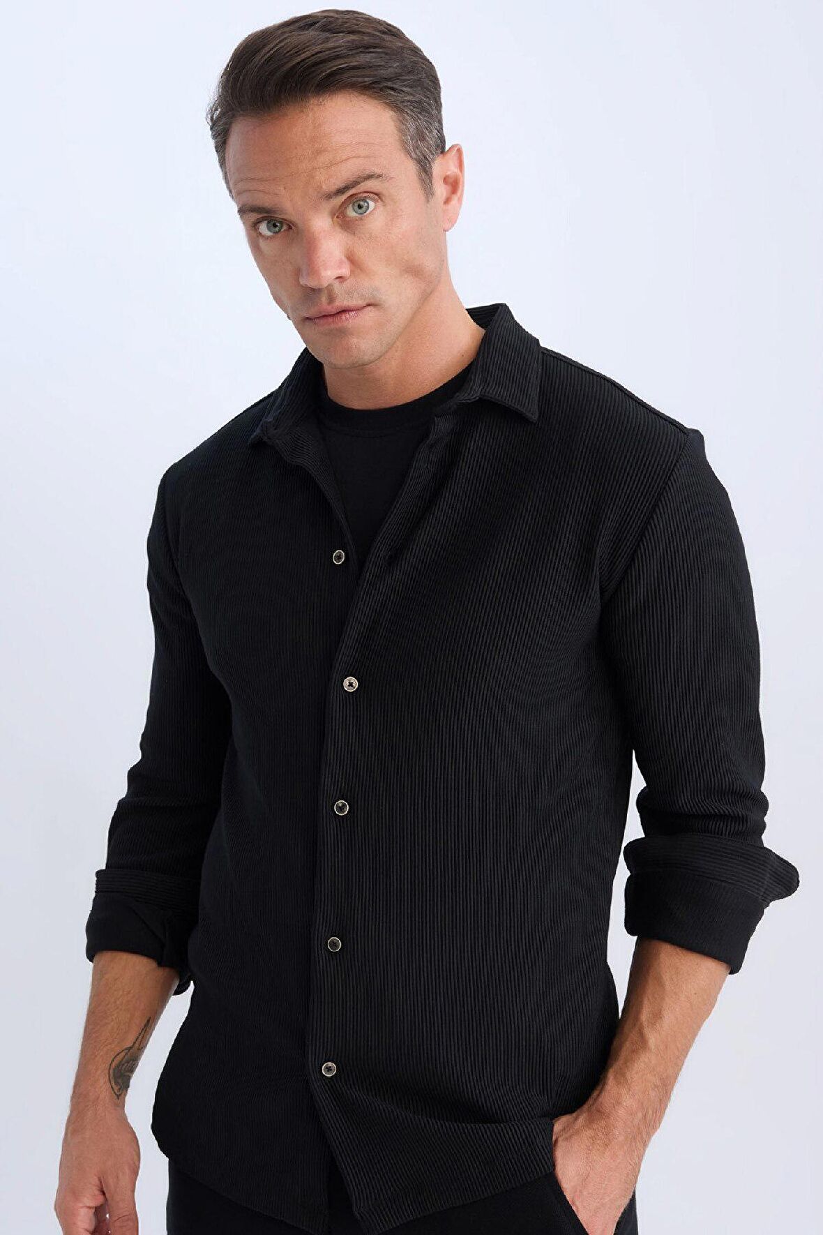 DeFacto Modern Fit Polo Yaka Uzun Kollu Gömlek D3692AX24AUBK81