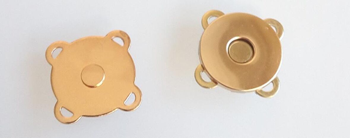 Light gold dikilebilir  mıknatıslı çıtçıt 1 adet