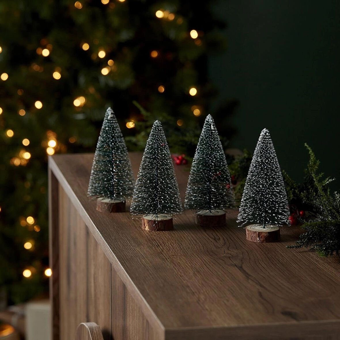 4 ADET 16,5 CM DEKORATİF YILBAŞI AĞACI SÜSÜ 