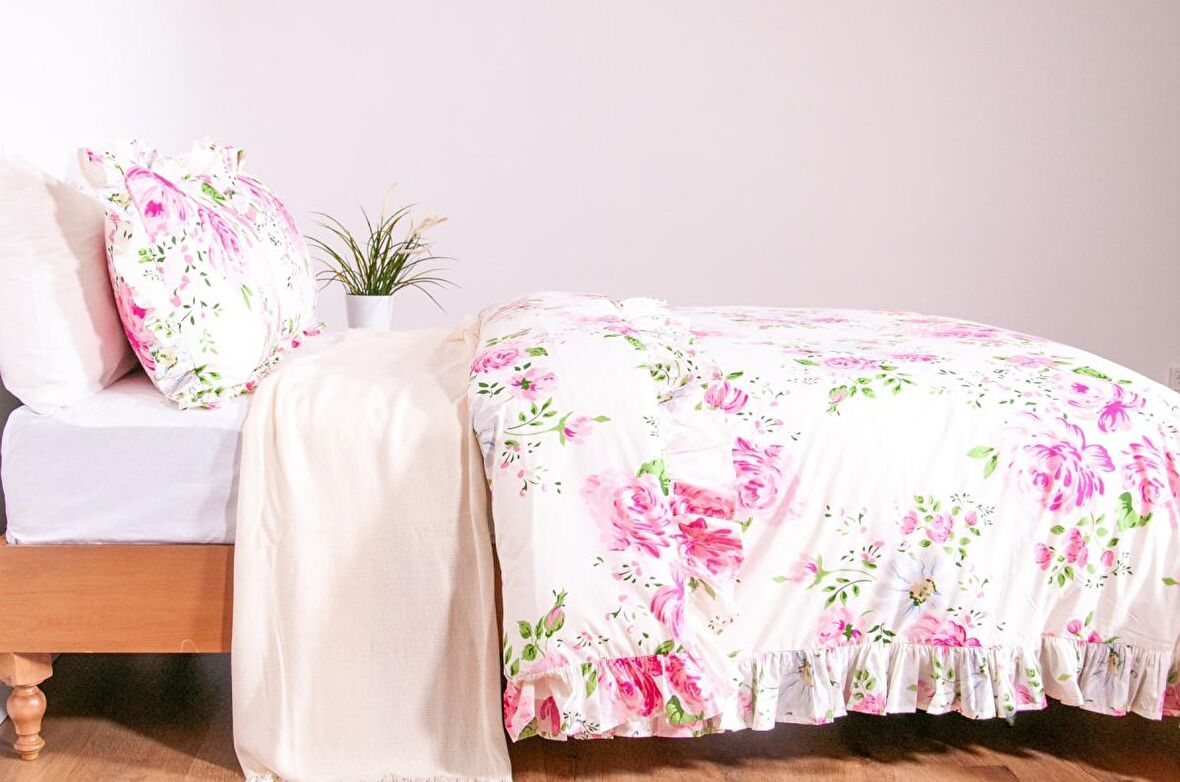 Makiteks %100 Pamuklu Fırfırlı Süs Dikişli Lamus Çift Kişilik Nevresim ve 2 Yastık Kılıfı