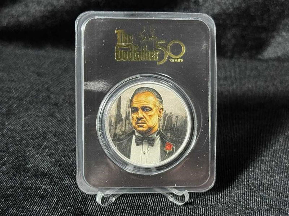 Niue 2 Dolar 2022 – The Godfather™ (Baba Filmi) 50. Yıl Özel Gümüş Para Renkli Tasarım – Blister Amb