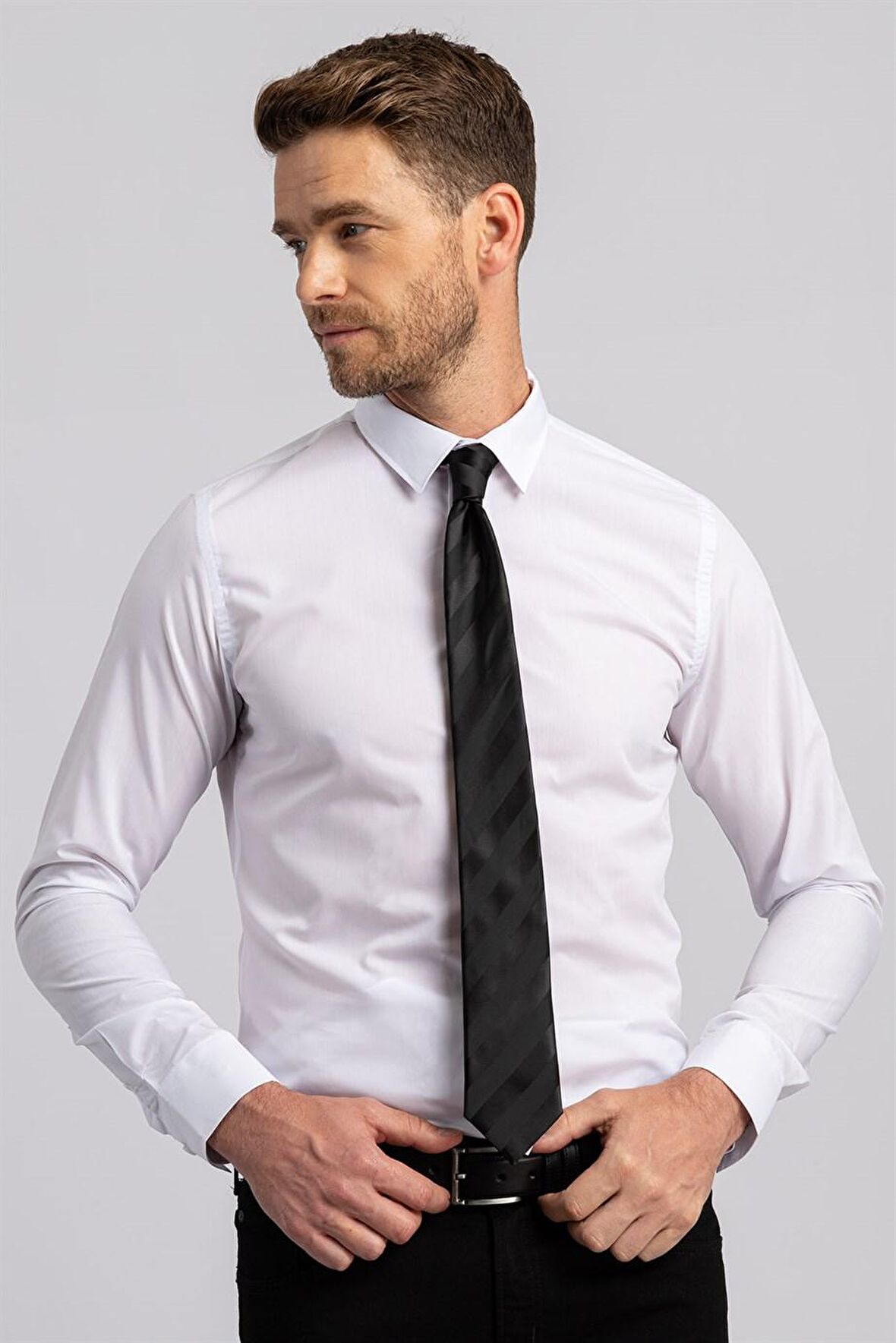 Tudors Slim Fit Dar Kesim Küçük Yaka Düz Erkek Göm