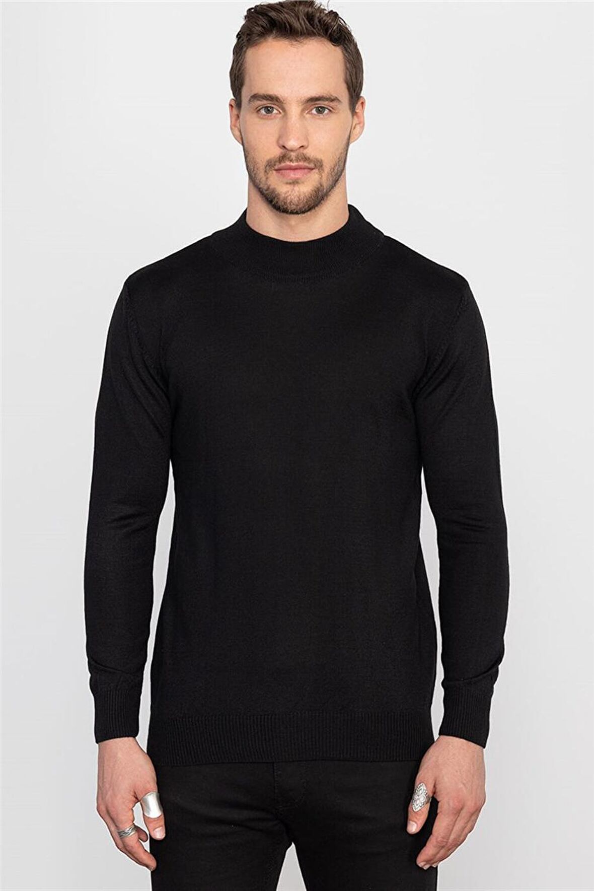 Tudors Slim Fit Dar Kesim Yarım Balıkçı Yaka Düz E