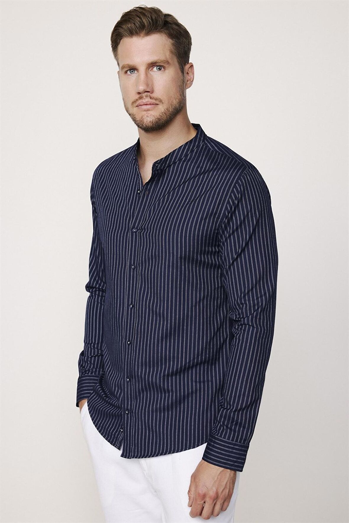 Slim Fit Hakim Yaka Pamuklu Kolay Ütü Çizgili Lacivert Erkek Gömlek