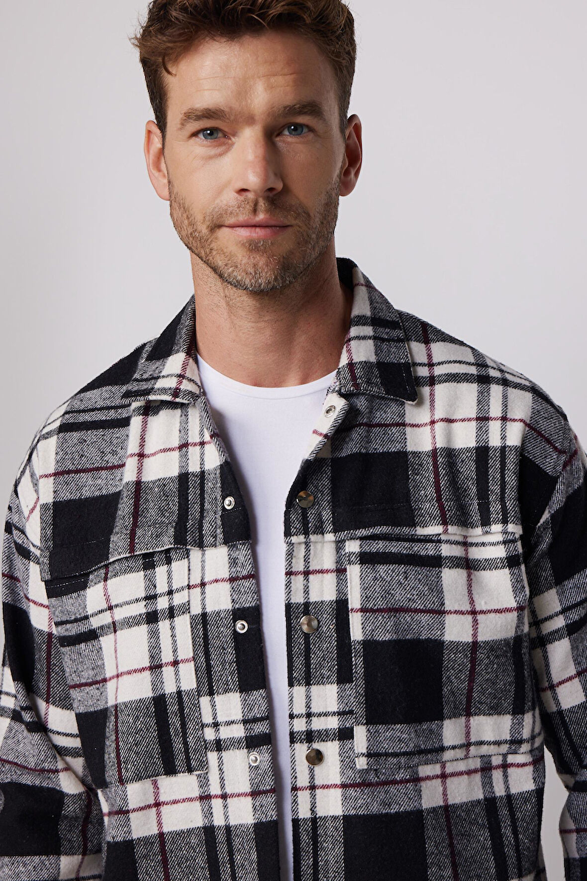  Erkek Relax Fit Rahat Kesim Uzun Kollu Çift Cepli Kareli Kışlık Oduncu Apaş Yaka Gömlek