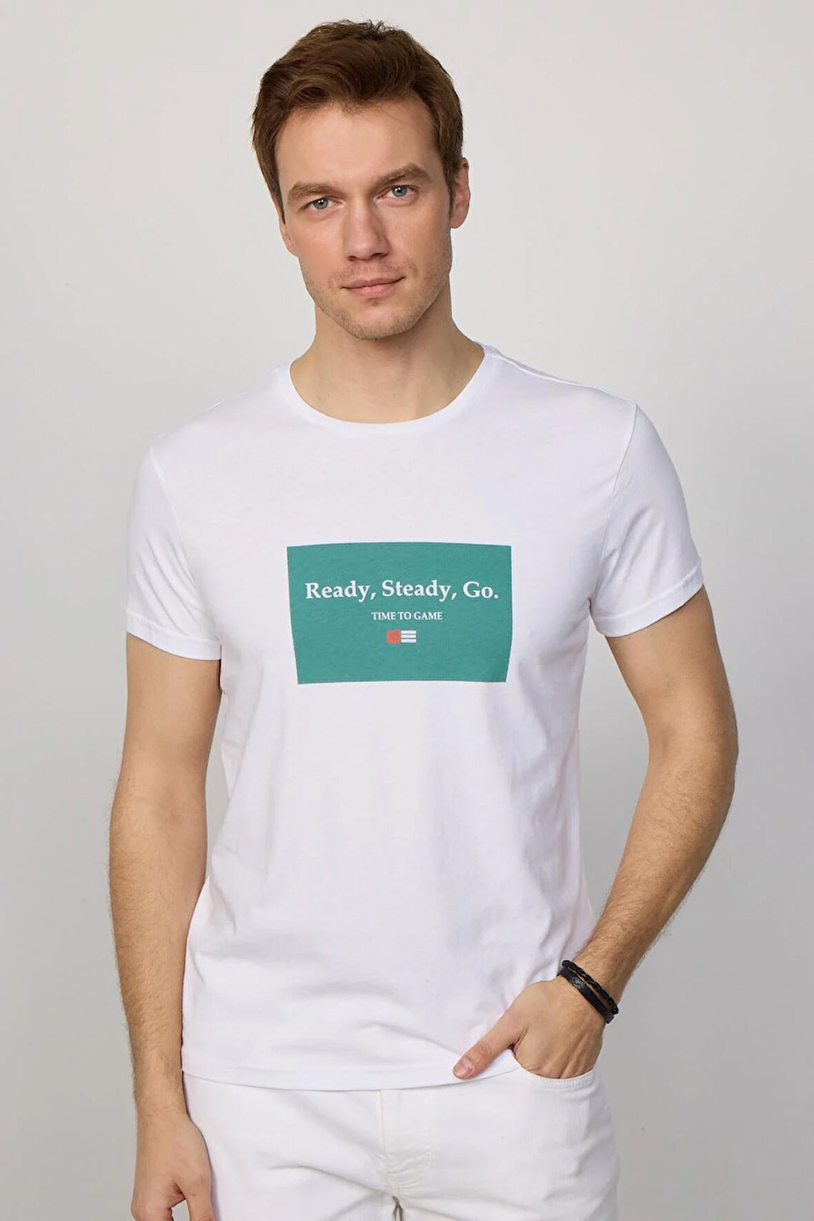 Erkek Slim Fit Dar Kesim %100 Pamuk Yumuşak Dokulu Baskılı Beyaz Bisiklet Yaka Tişört