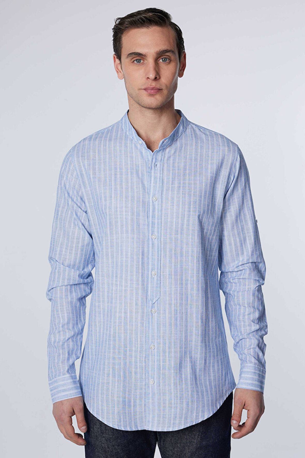 Erkek Slim Fit Dar Kesim Uzun Kollu %100 Pamuk Keten Doku Çizgili Hakim Yaka Gömlek