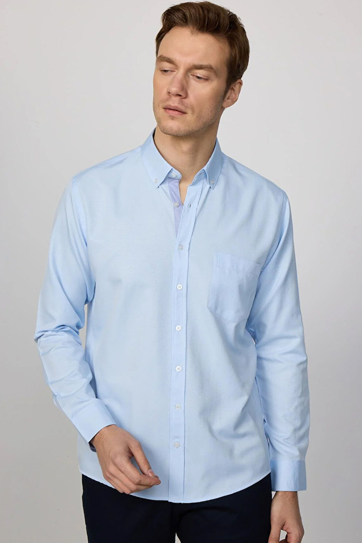 Erkek Regular Fit Klasik Kesim Düğmeli Yaka Pamuklu Kolay Ütü Oxford Düz Mavi Gömlek
