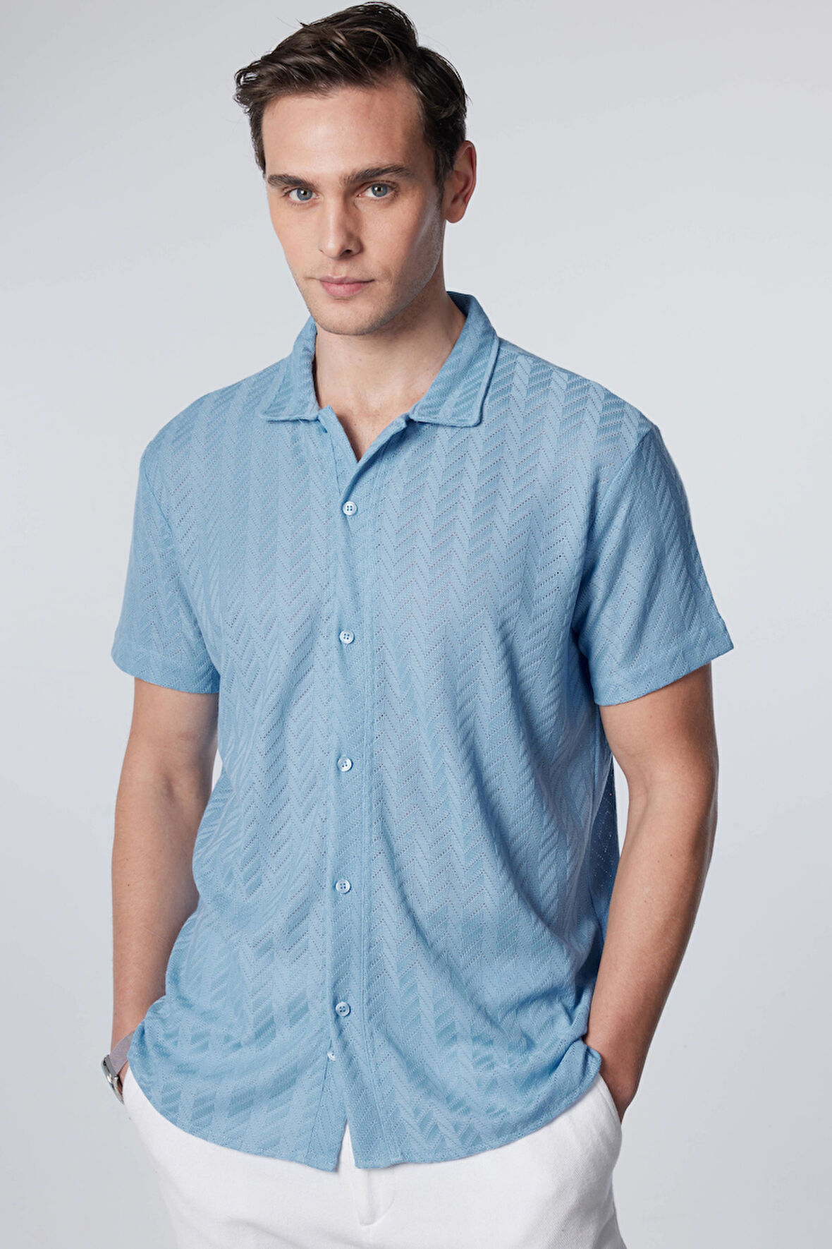 Erkek Slim Fit Dar Kesim Kısa Kollu Nefes Alan  Örme Doku Armür Desenli Mavi Gömlek
