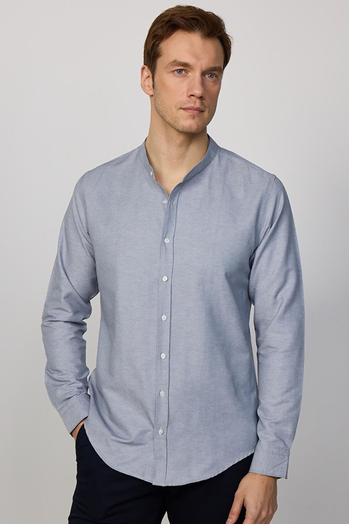Erkek Slim Fit Dar Kesim Pamuklu Kolay Ütü Gri Hakim Yaka Gömlek 