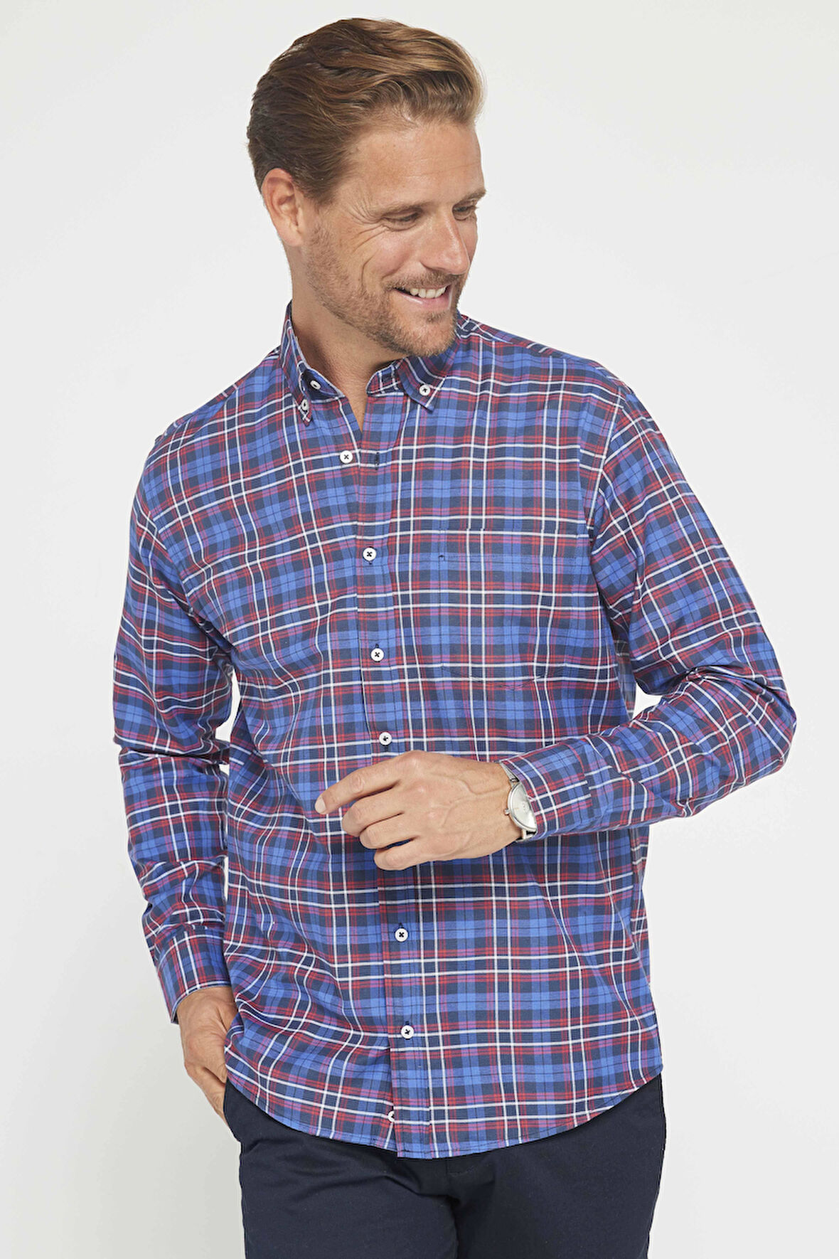 Erkek Regular Fit Klasik Kesim Düğmeli Yaka Küçük Kareli Pamuklu Gömlek