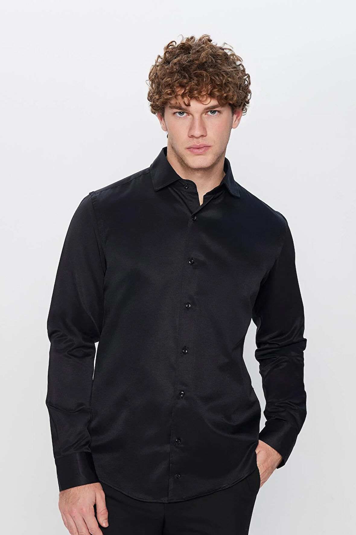 Erkek Slim Fit Dar Kesim Pamuklu Düz Siyah Gömlek