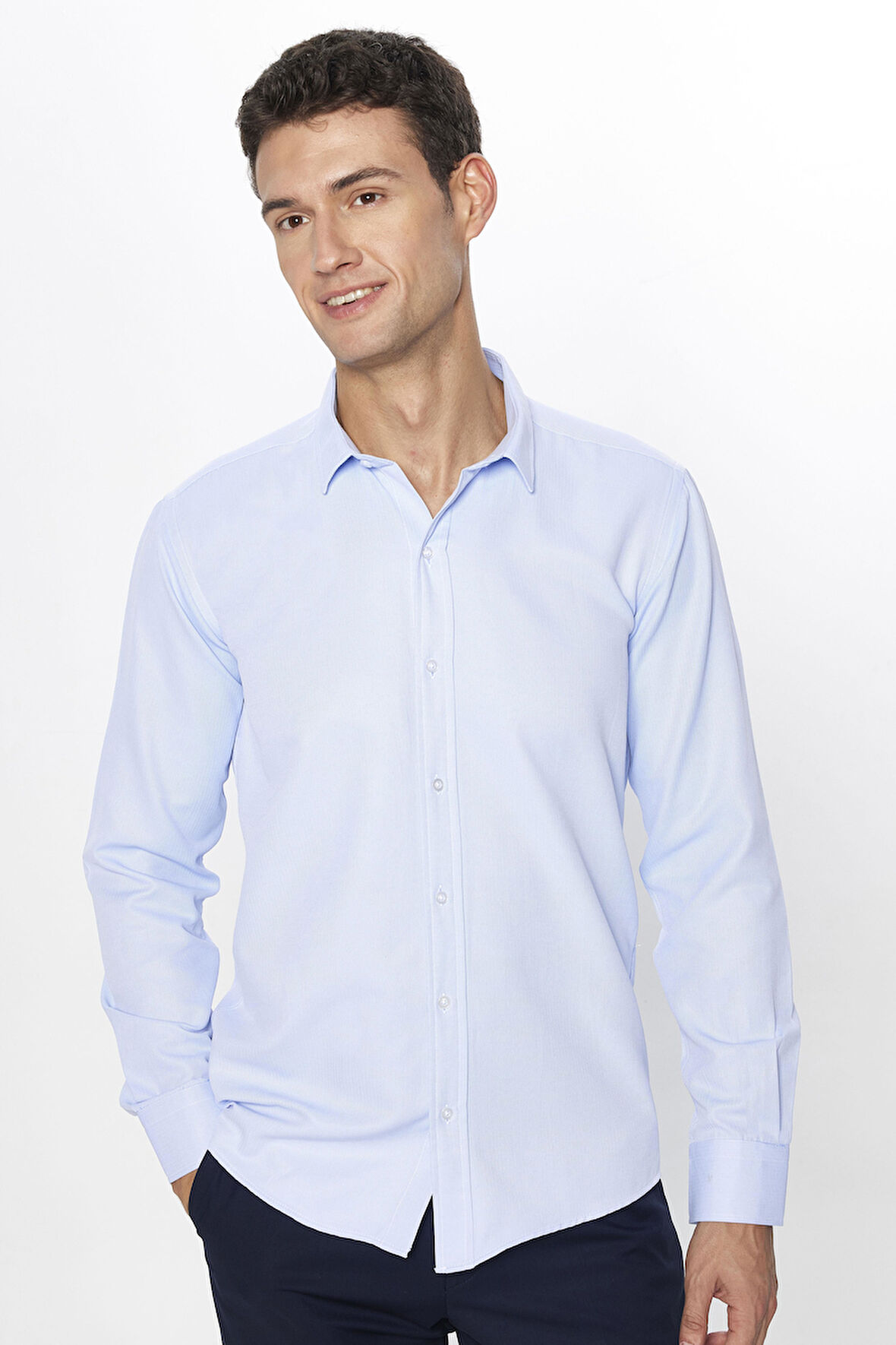 Modern Slim Fit Pamuklu Kolay Ütü Armürlü Erkek Gömlek