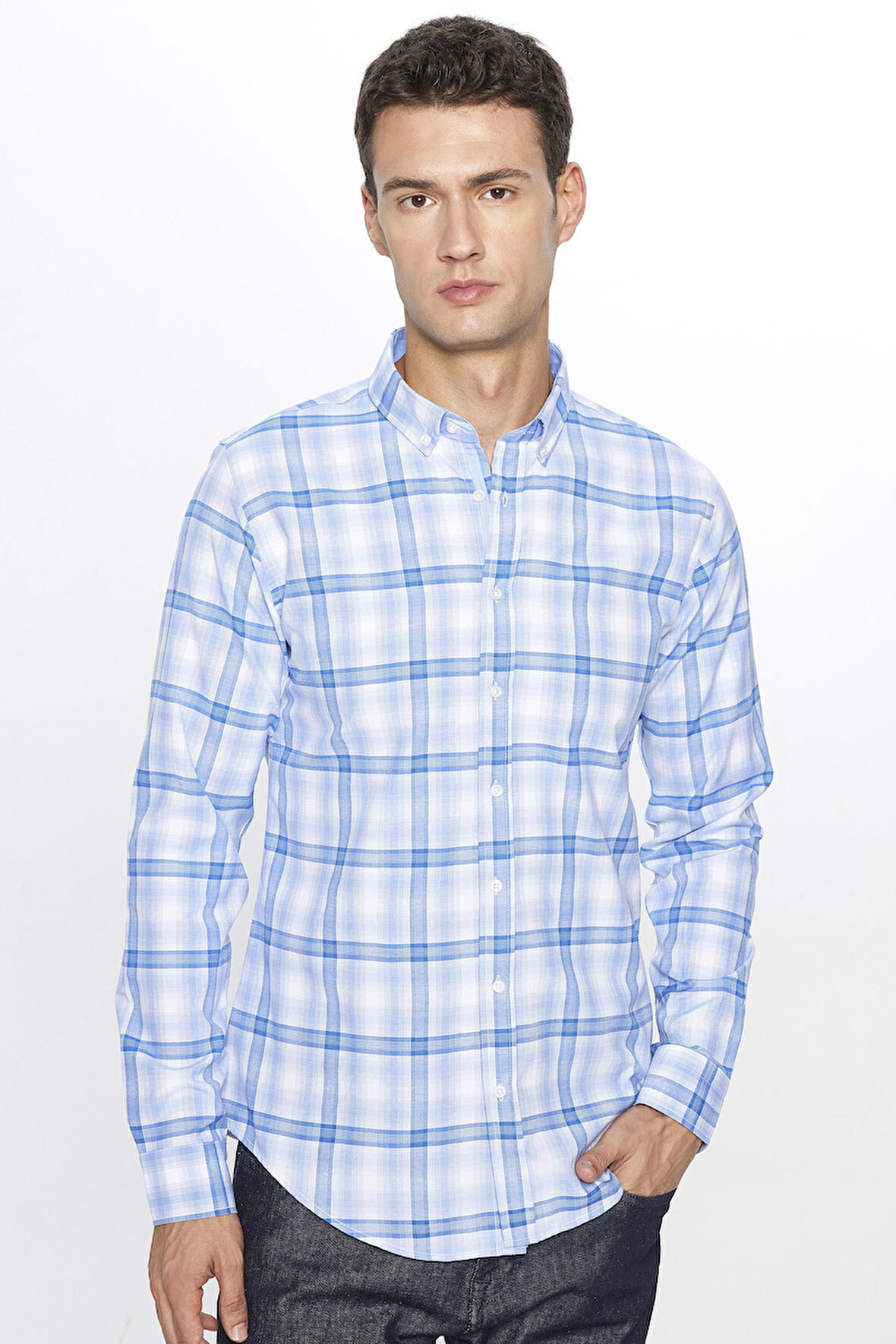 Erkek Slim Fit Dar Kesim Uzun Kollu Pamuklu Kolay Ütü Kareli Düğmeli Yaka Gömlek