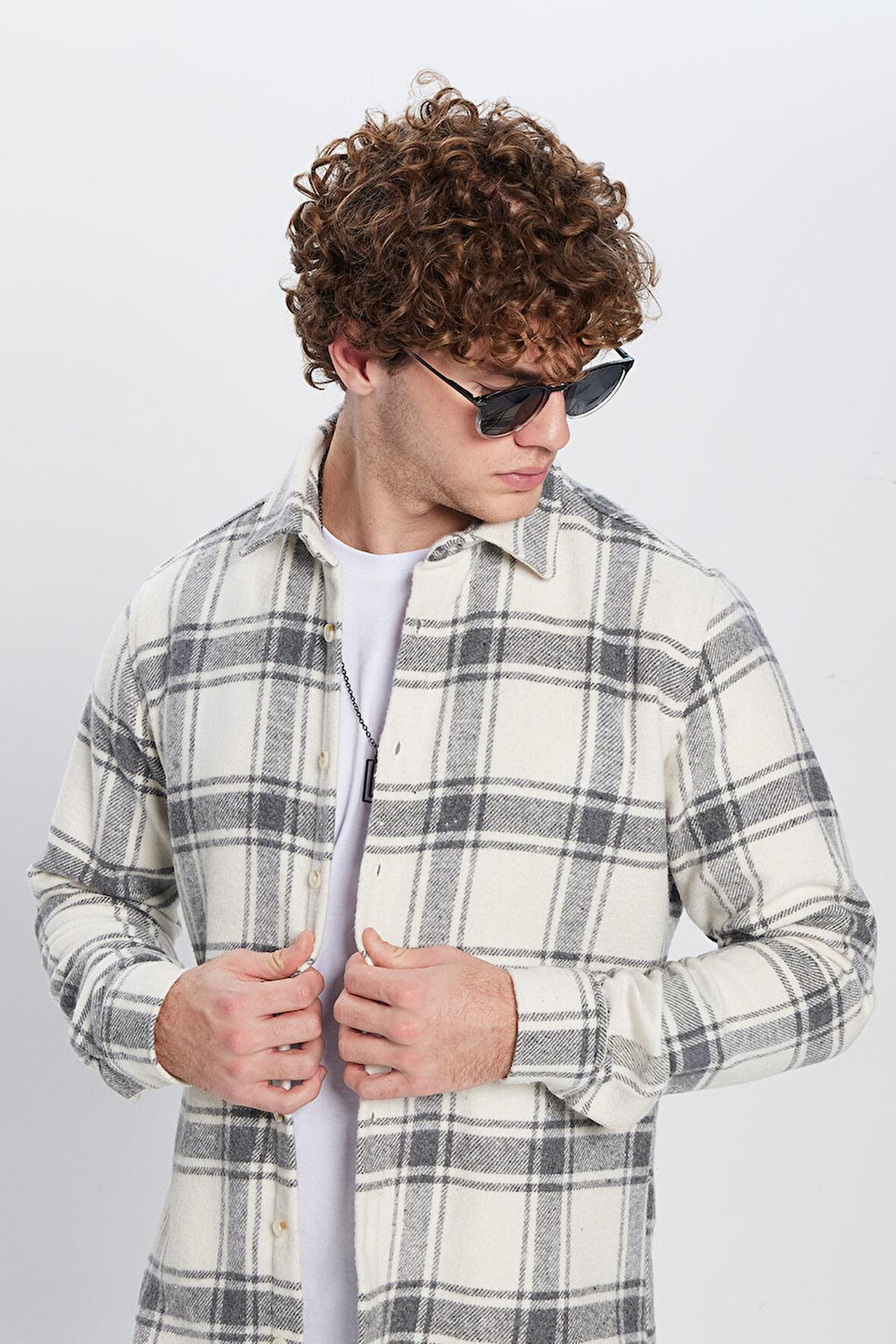 Erkek Slim Fit Dar Kesim Oduncu Düğmeli Yaka Kareli Kışlık Gömlek