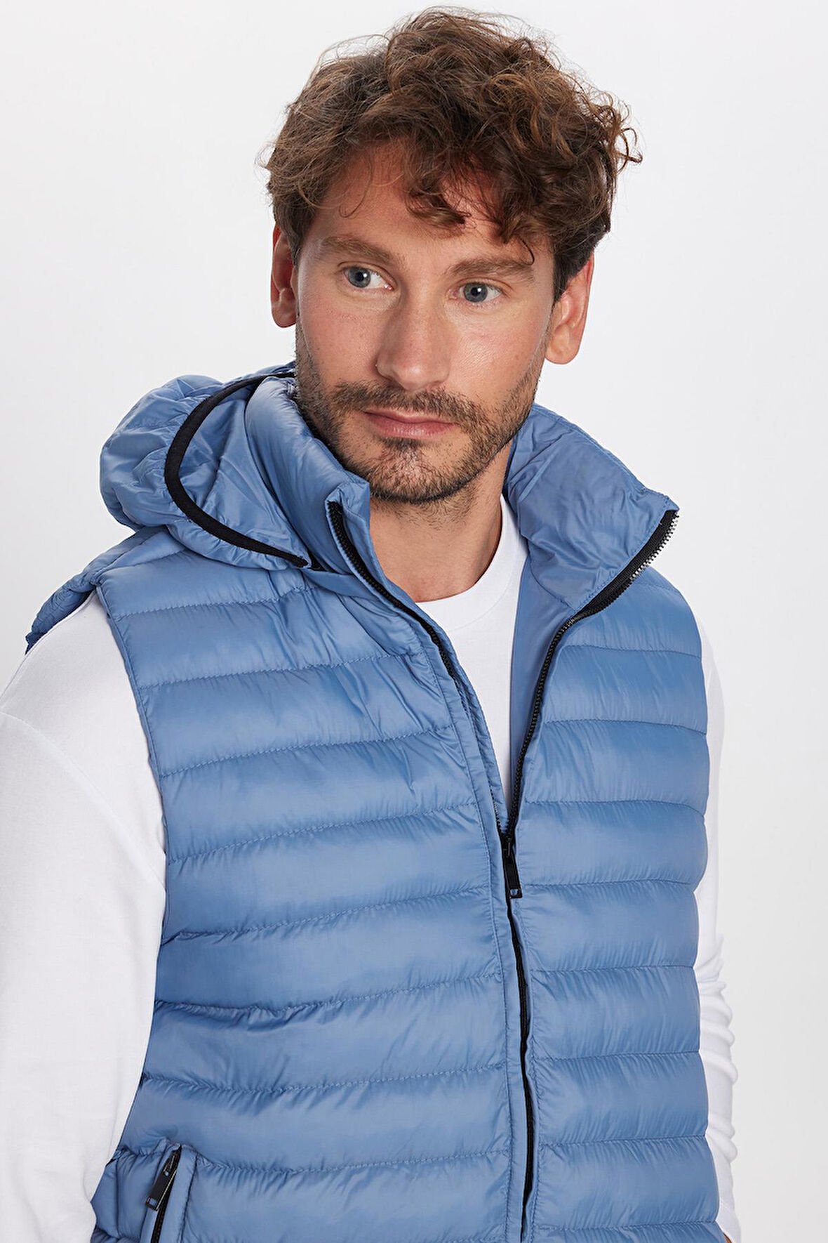 Erkek Slim Fit Dar Kesim Astarlı Rüzgar Geçirmez Cepli Mavi Çıkarılabilir Kapüşonlu Şişme Yelek