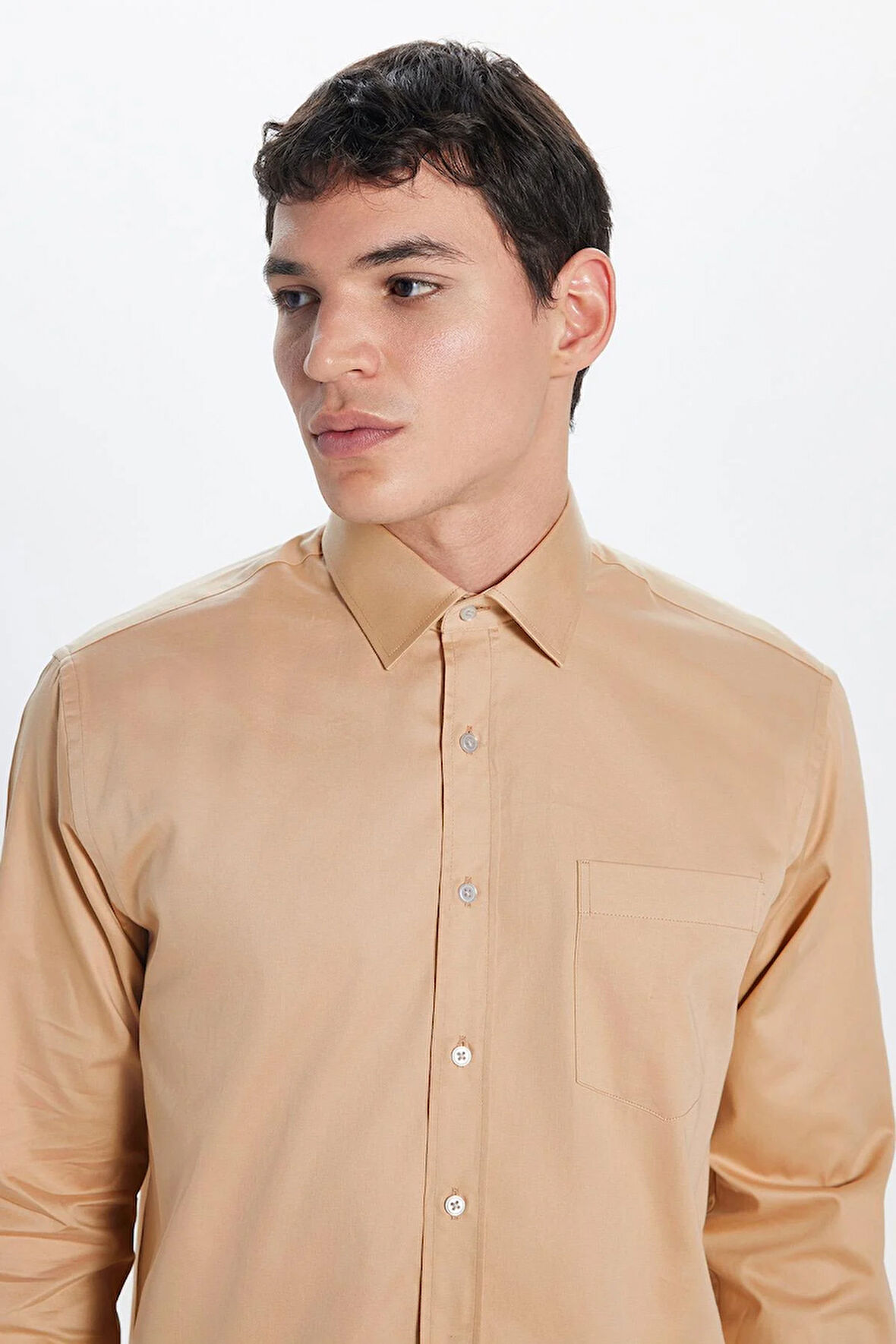 Erkek Regular Fit Klasik Kesim %100 Pamuk Saten Tek Cepli Krem Gömlek