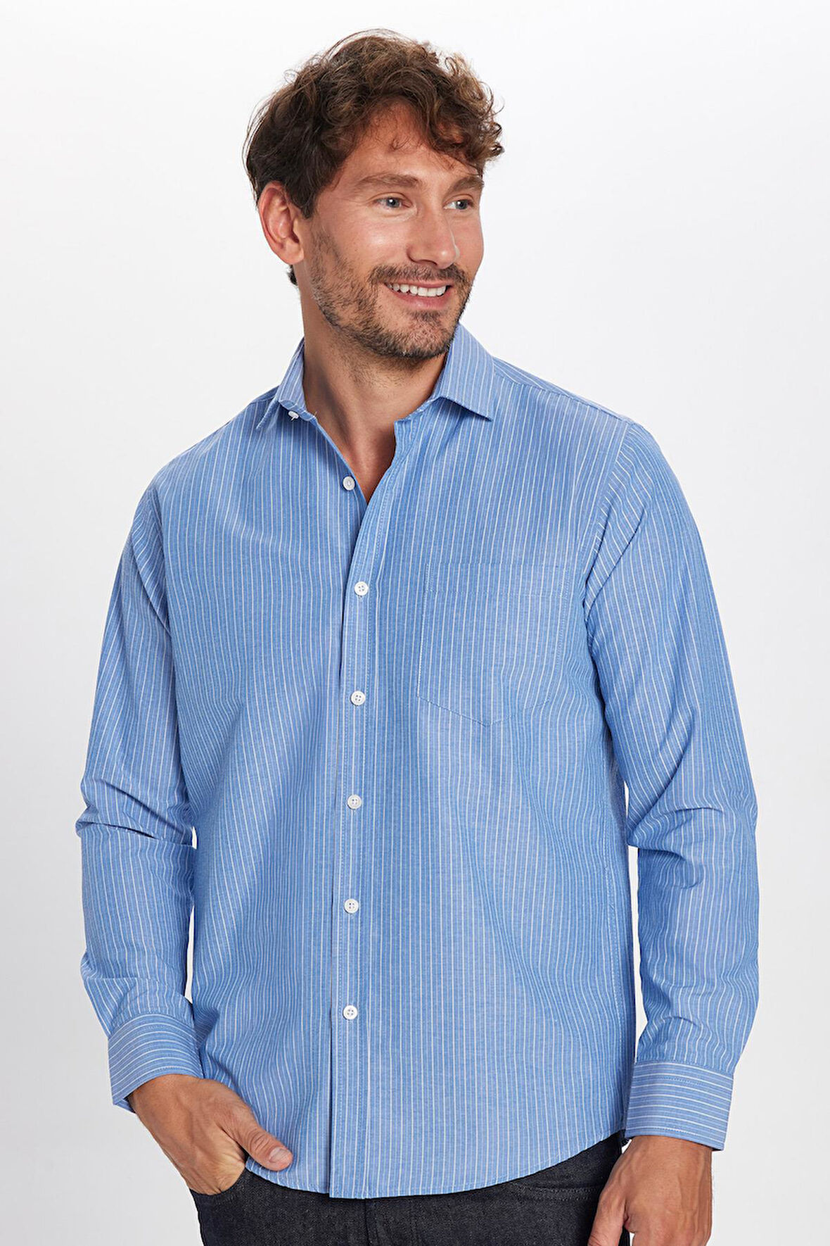 Erkek Regular Fit Klasik Kesim İnce Çizgili Pamuklu Kravatlık Yaka Gömlek