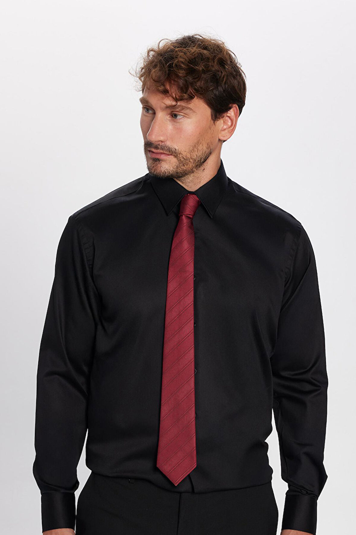 Regular Fit Siyah Non-Iron Pamuklu Doğa Dostu Ekoteks Belgeli Ütü Gerektirmez Gömlek