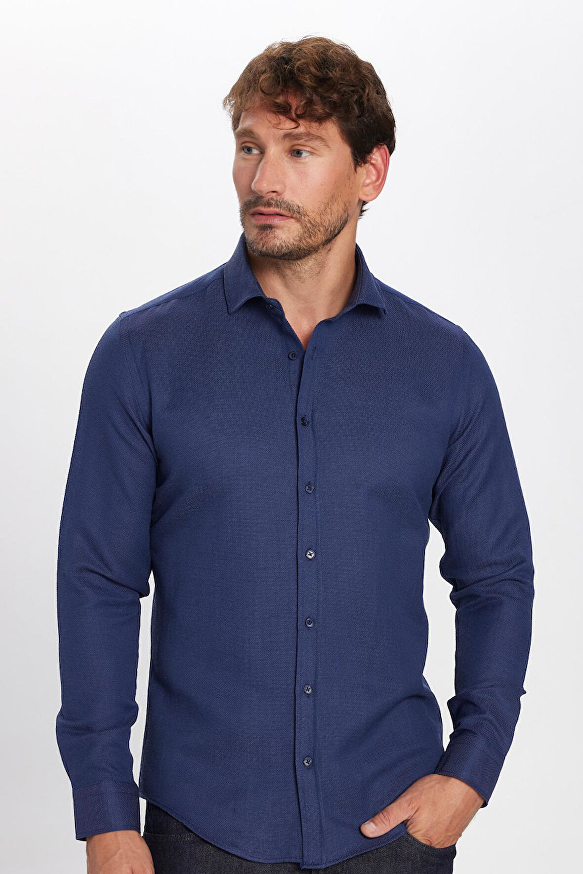 Erkek Slim Fit Dar Kesim Uzun Kollu Pamuklu Kolay Ütü Armürlü Lacivert Gömlek