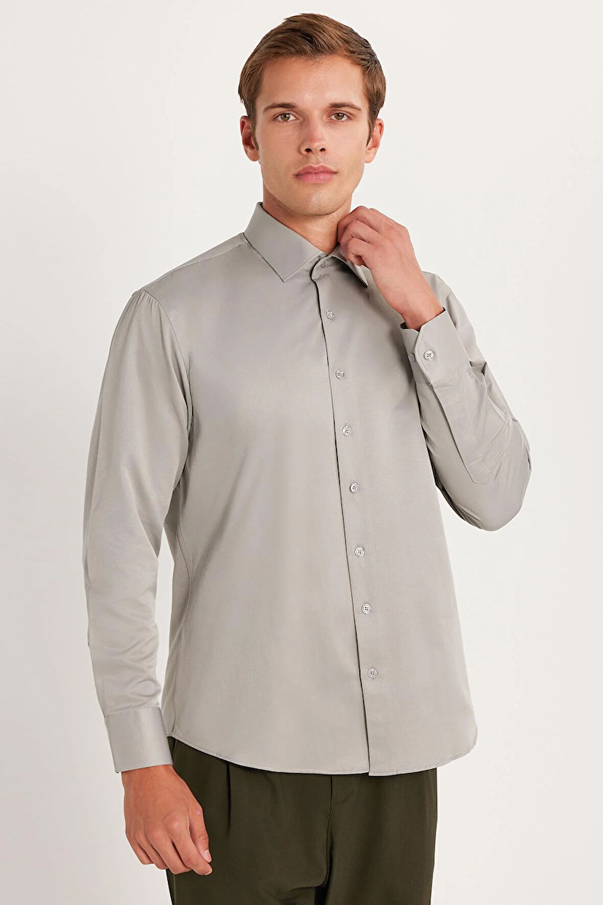 Erkek Regular Fit Klasik Kesim Pamuklu Düz Gri Gömlek