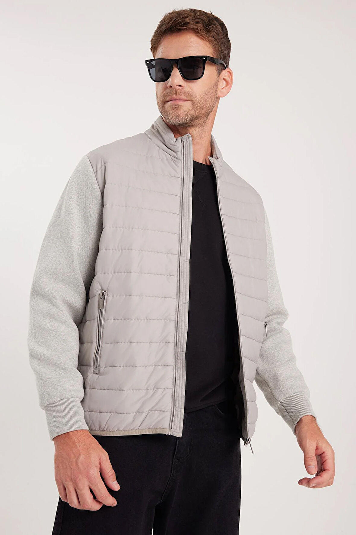 Erkek Relax Fit Rahat Kesim Kapitone Kollar Triko Çift Cepli Bej Mont