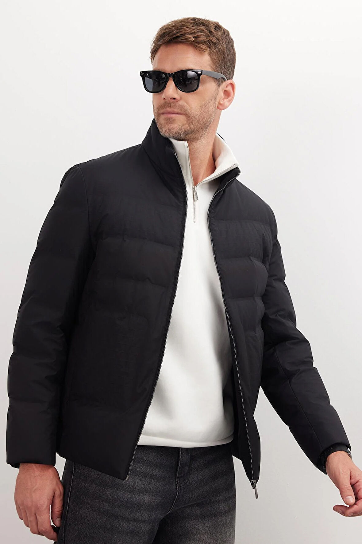 Erkek Regular Fit Klasik Kesim Kaz Tüyü Çift Cepli Fermuarlı Siyah Mont