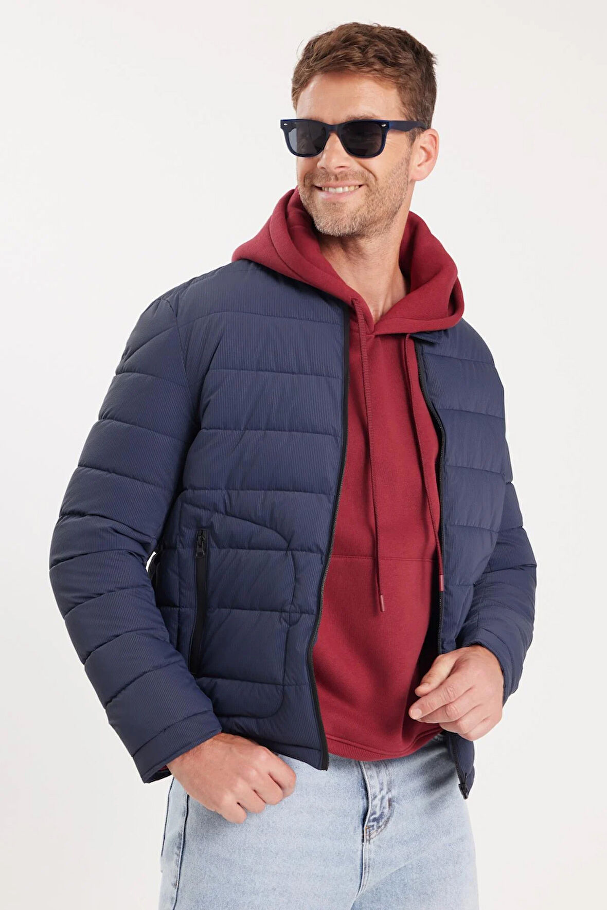 Erkek Regular Fit Klasik Kesim Dik Yaka Çift Cepli Sıcak Tutan Lacivert Şişme Mont