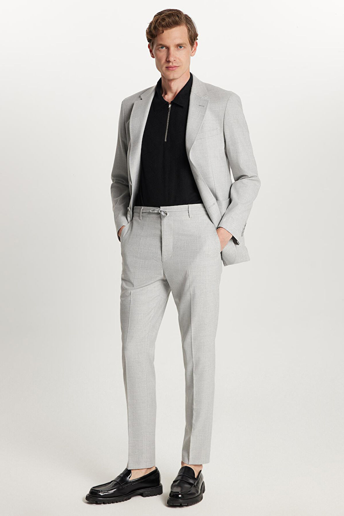 Erkek Regular Fit Gri Esnek Likralı Kumaş Mono Yaka Torba Cepli Takım Elbise