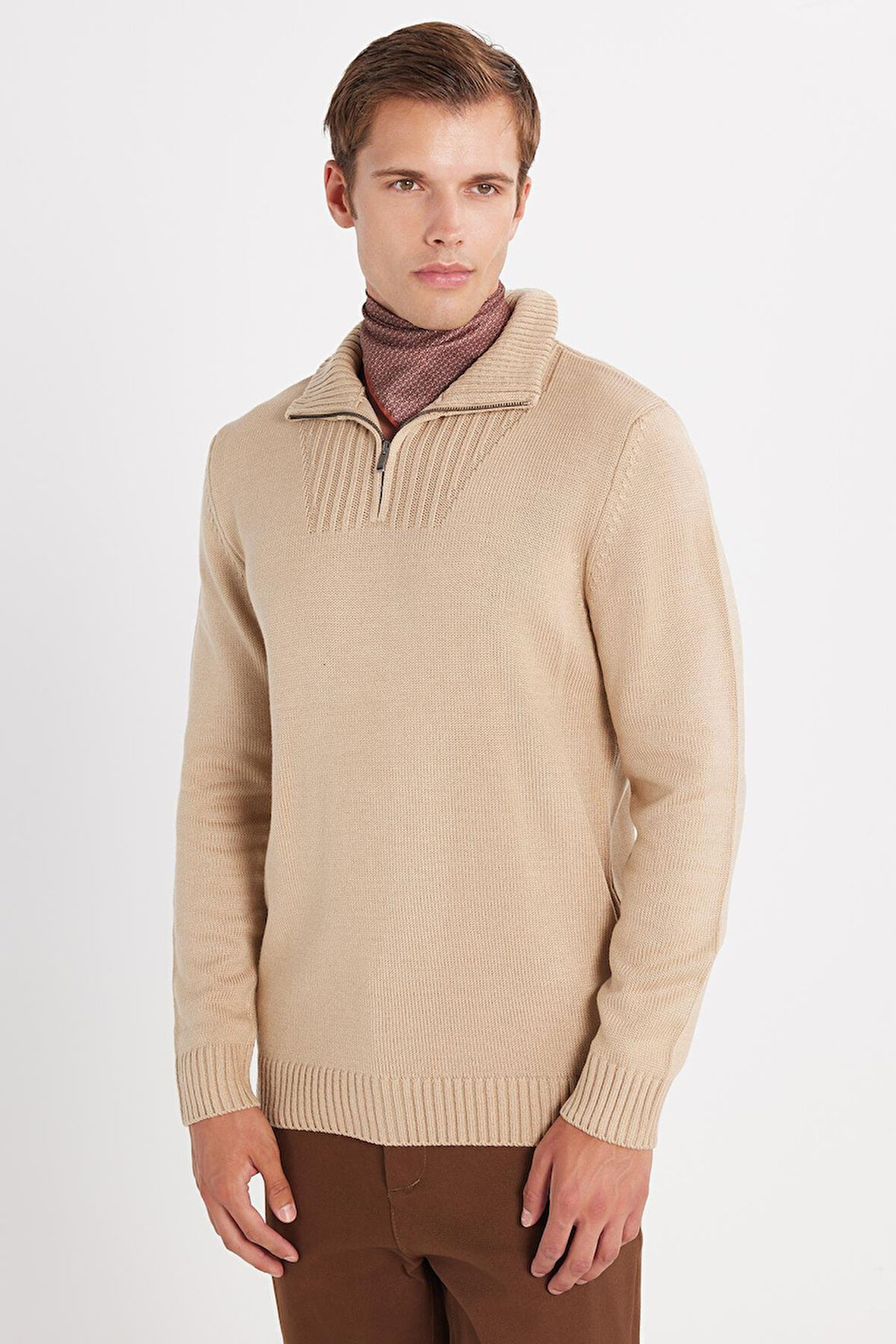 Erkek Slim Fit Dar Kesim Armürlü Fermuarlı Taş Dik Yaka Kazak