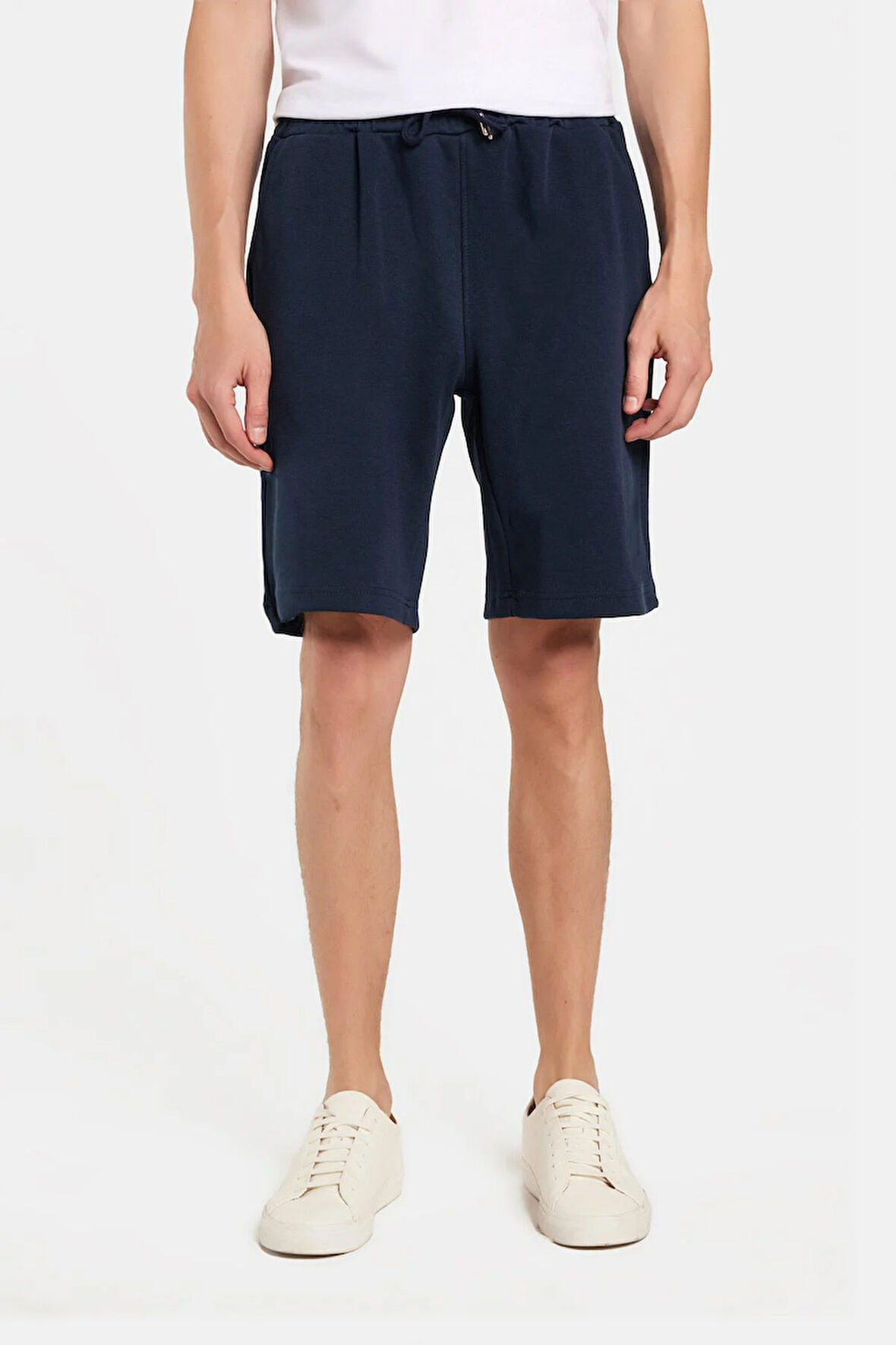 Erkek Regular Rahat Kesim Beli Lastikli Bağlamalı Yandan Cepli Lacivert Bermuda Şort