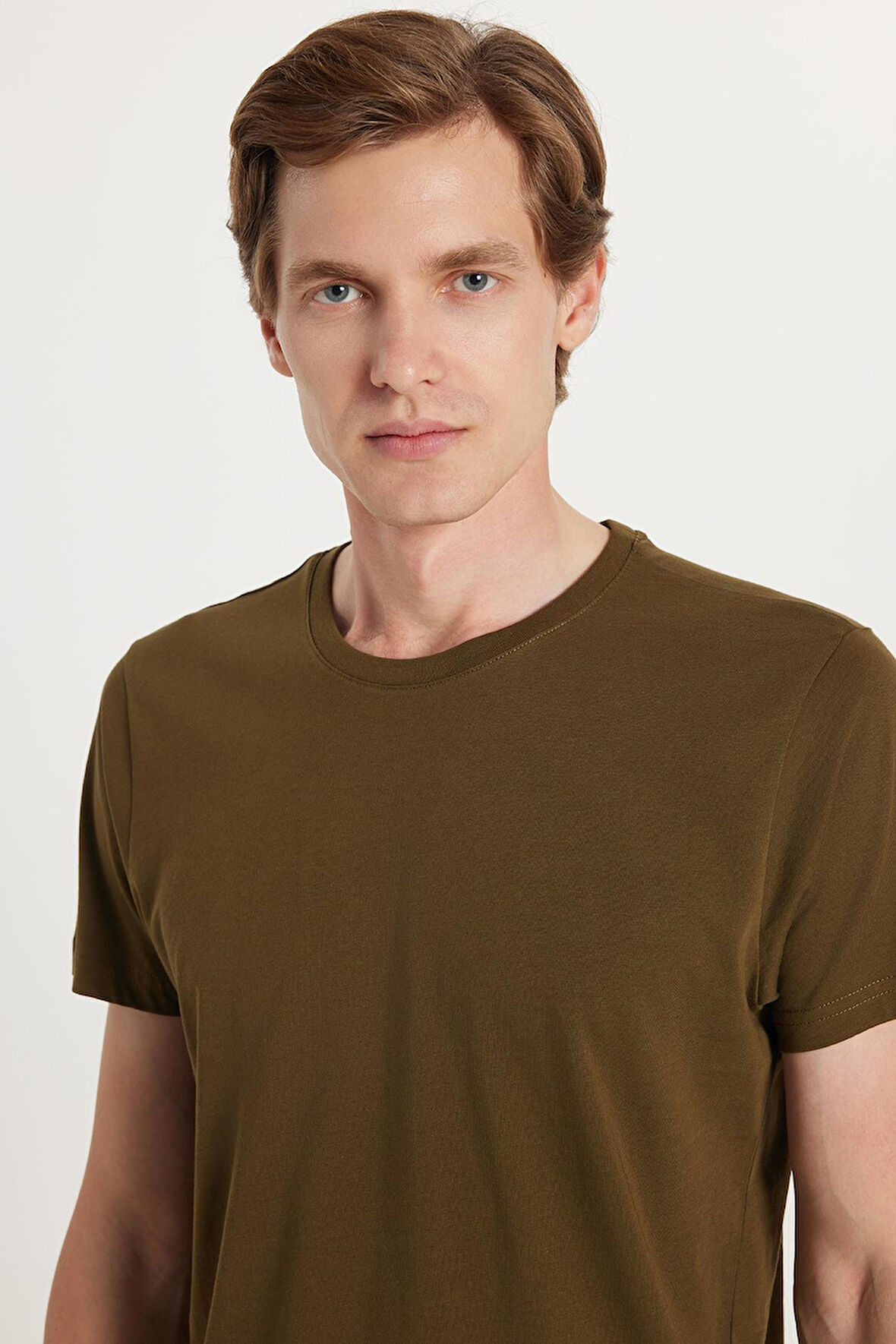 Unisex Slim Fit Dar Kesim %100 Pamuk Yumuşak Dokulu Haki Bisiklet Yaka Tişört