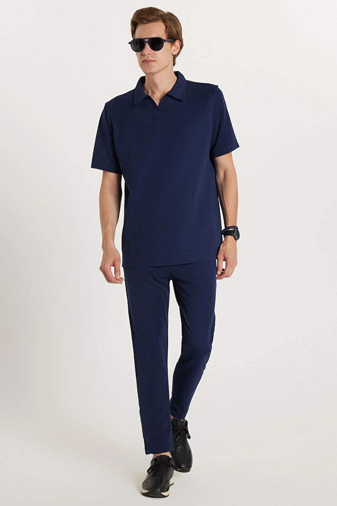 Erkek Standart Fit Normal Kesim Polo Yaka Pamuklu Düz Paça Lacivert Eşofman Takımı