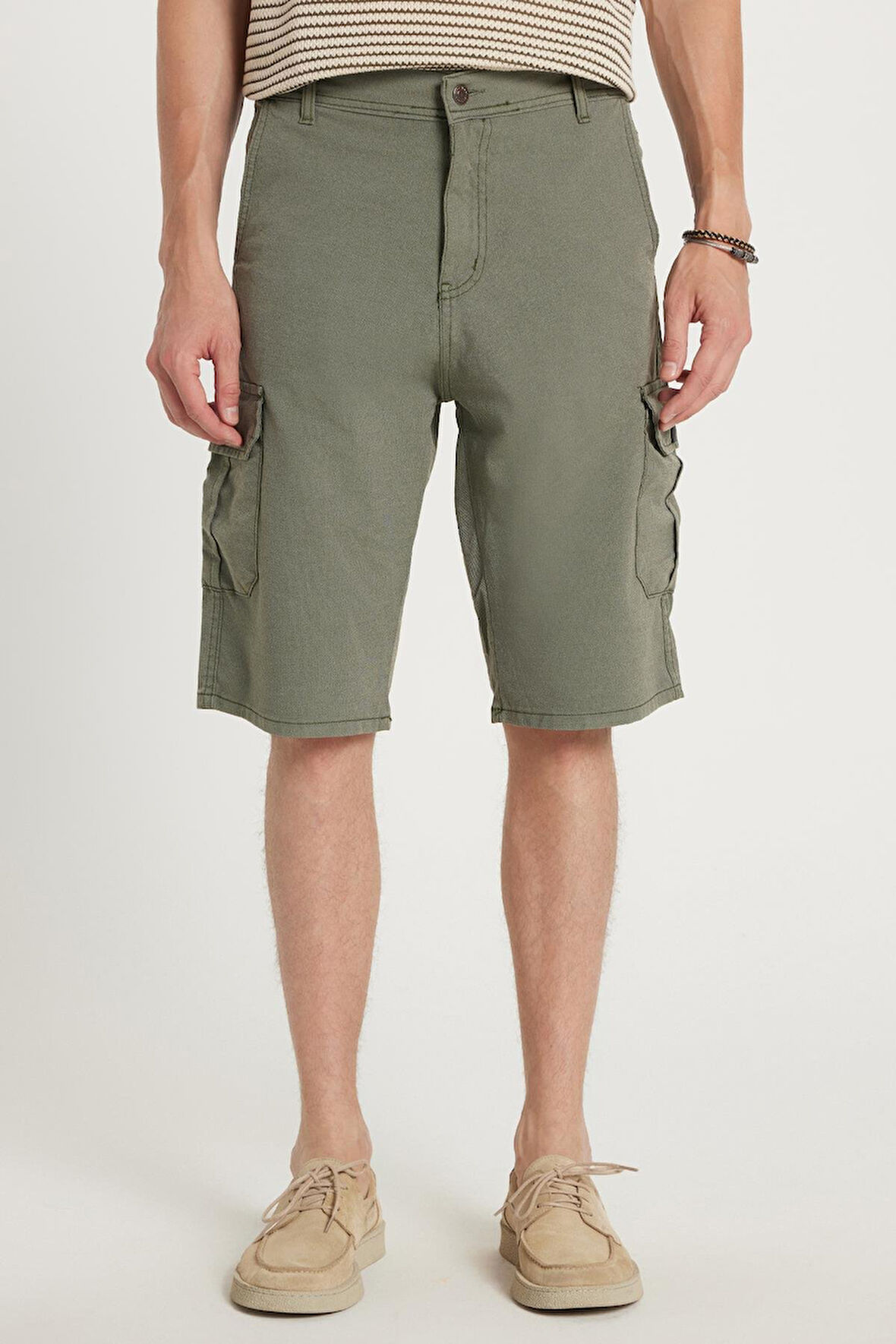 Erkek Relax Fit Rahat Kesim %100 Pamuk Kargo Cep Haki Kapri Şort
