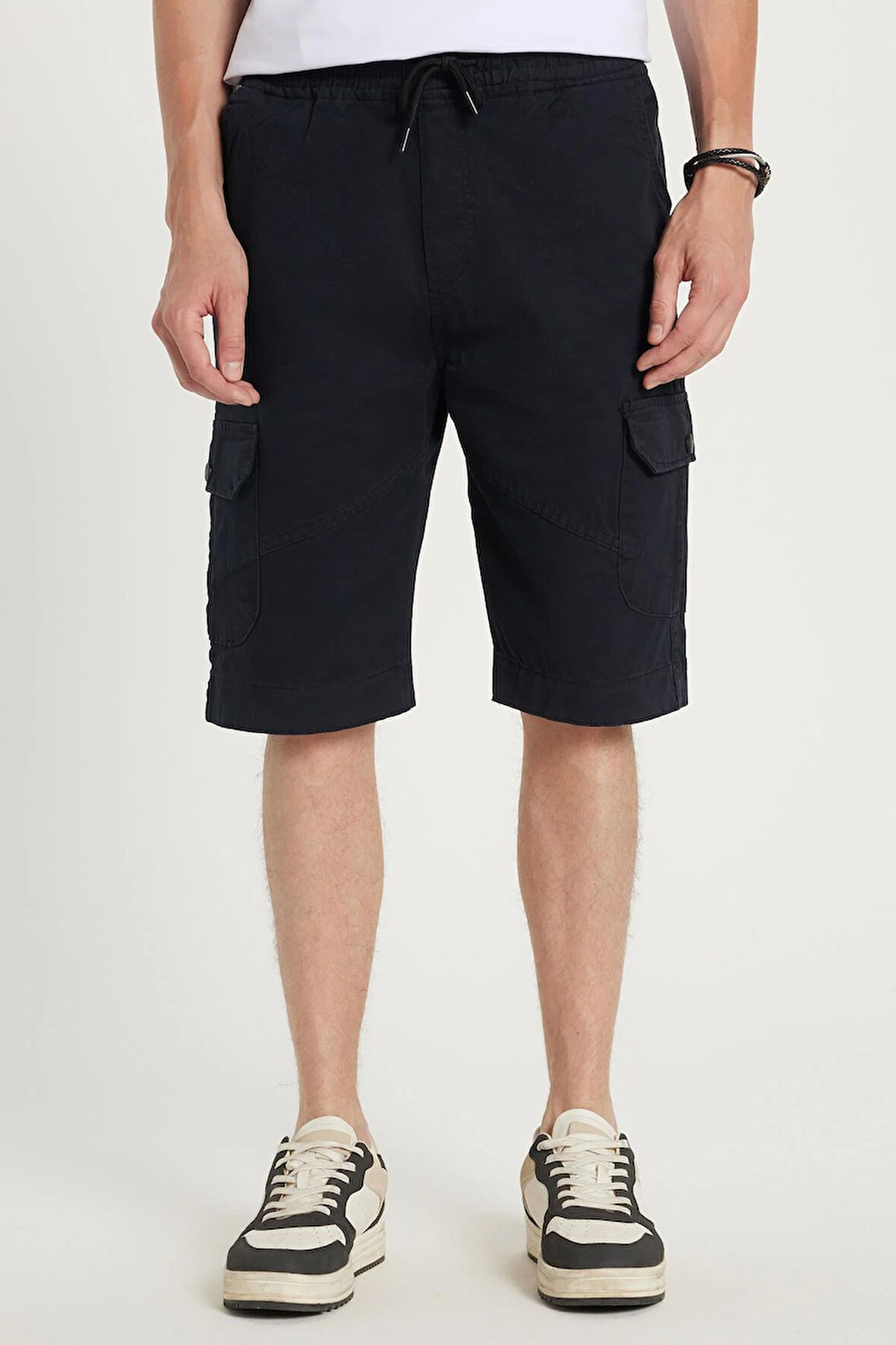 Erkek Relax Fit Rahat Kesim %100 Pamuk Kargo Cep Lacivert Kapri Şort