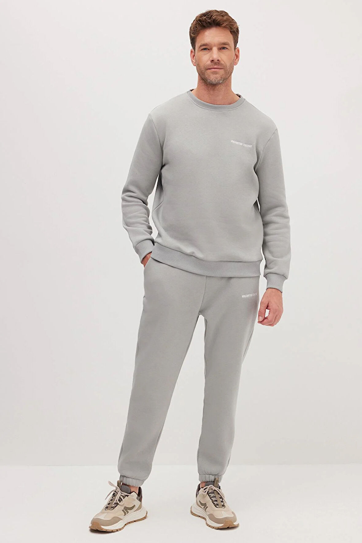 Erkek Relax Fit Pamuklu 3 İplik Yumuşak Dokulu İçi Polarlı Bisiklet Yaka Gri Eşofman Takımı