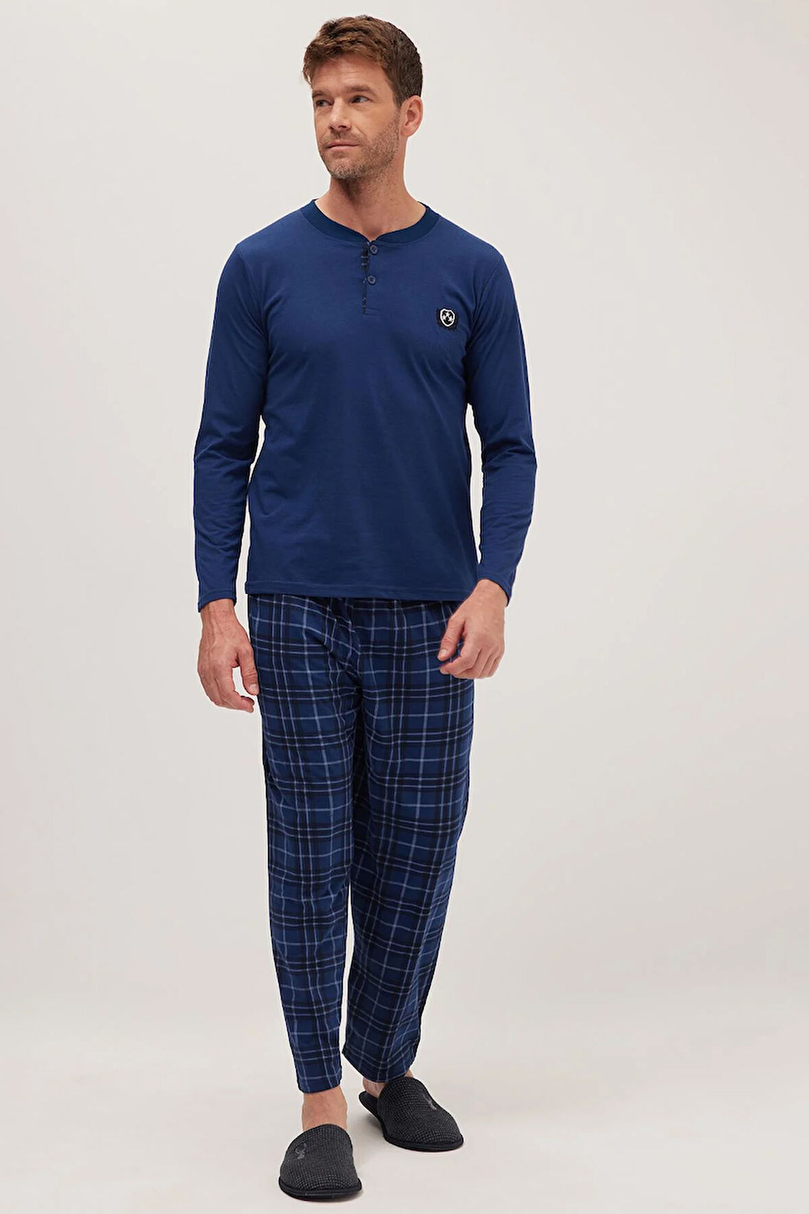 Erkek Regular Fit Pamuklu Düğmeli Yaka Beli Lastikli Desenli İndigo Pijama Takımı