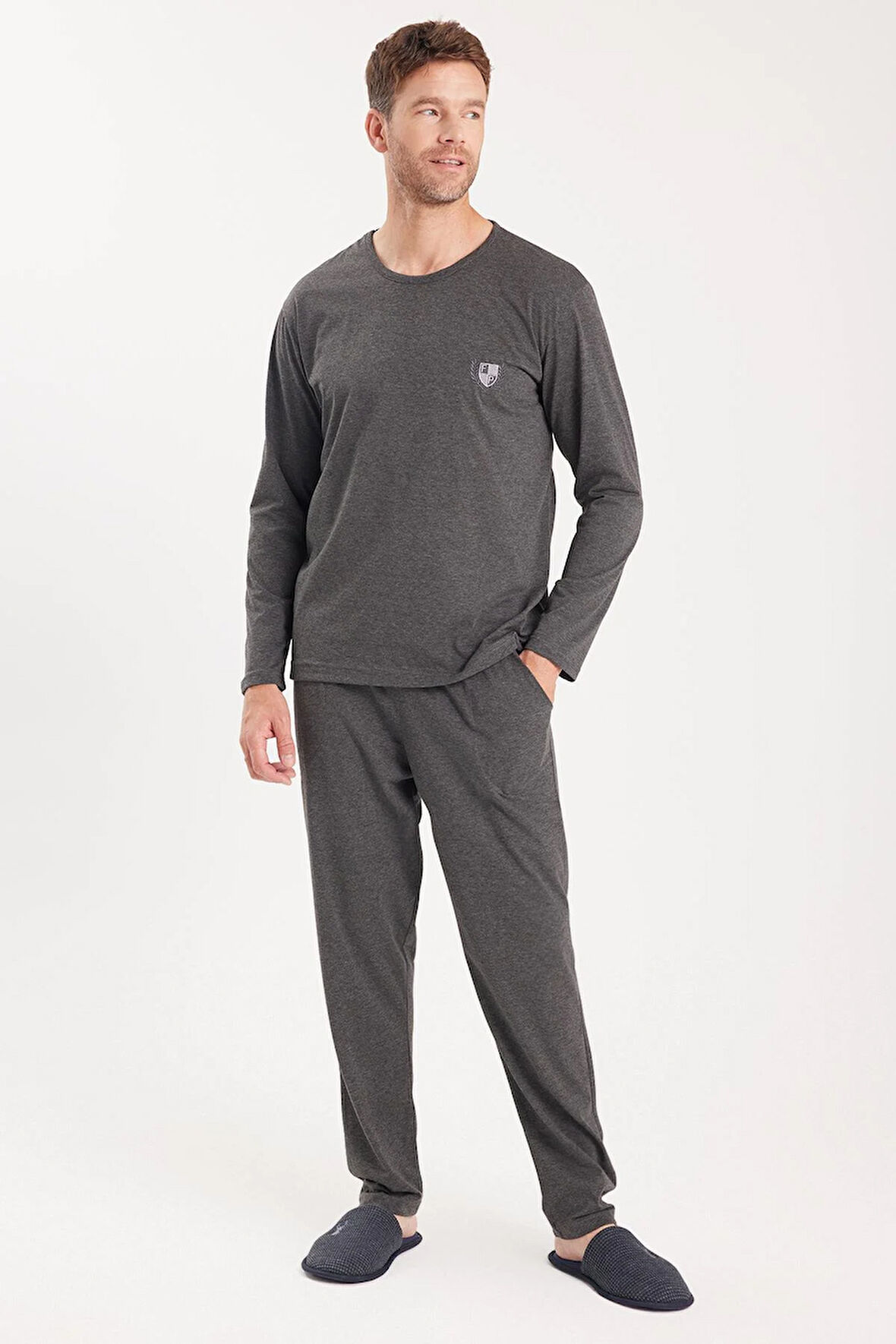 Erkek Standart Fit %100 Pamuk Bisiklet Yaka Beli Lastikli Antrasit Pijama Takımı