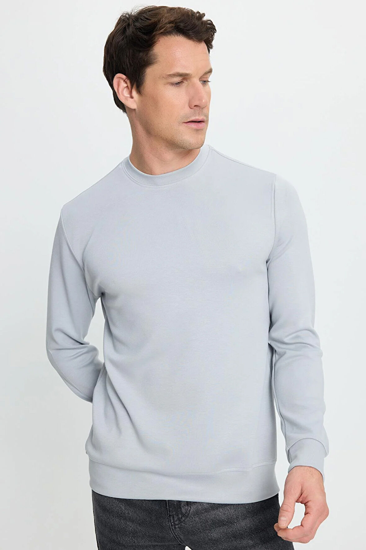 Erkek Relax Fit Rahat Kesim Uzun Kollu Ekstra Yumuşak Bisiklet Yaka Gri Sweatshirt