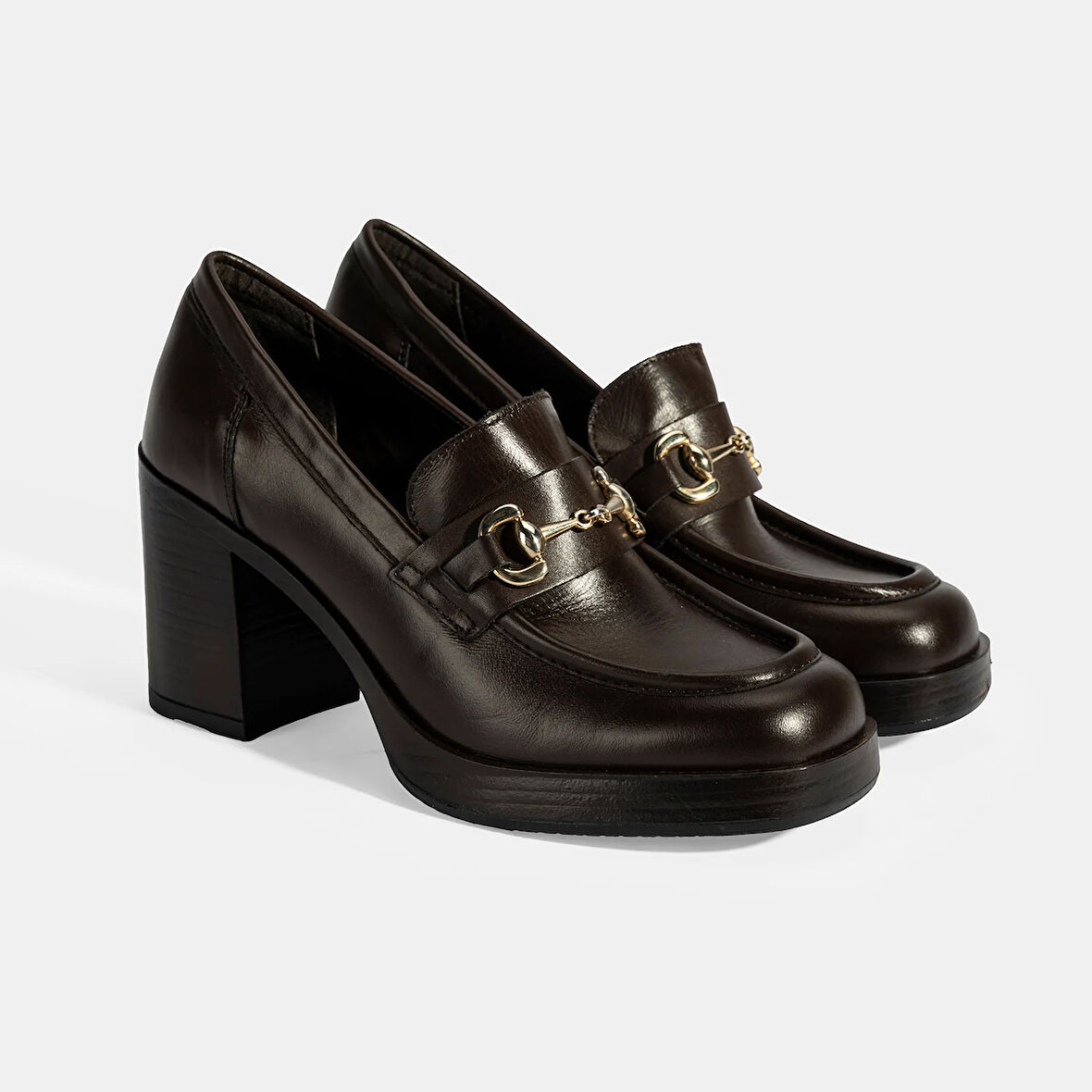 Kadın Kahve Metal Toka Detaylı Kalın Topuklu Loafer