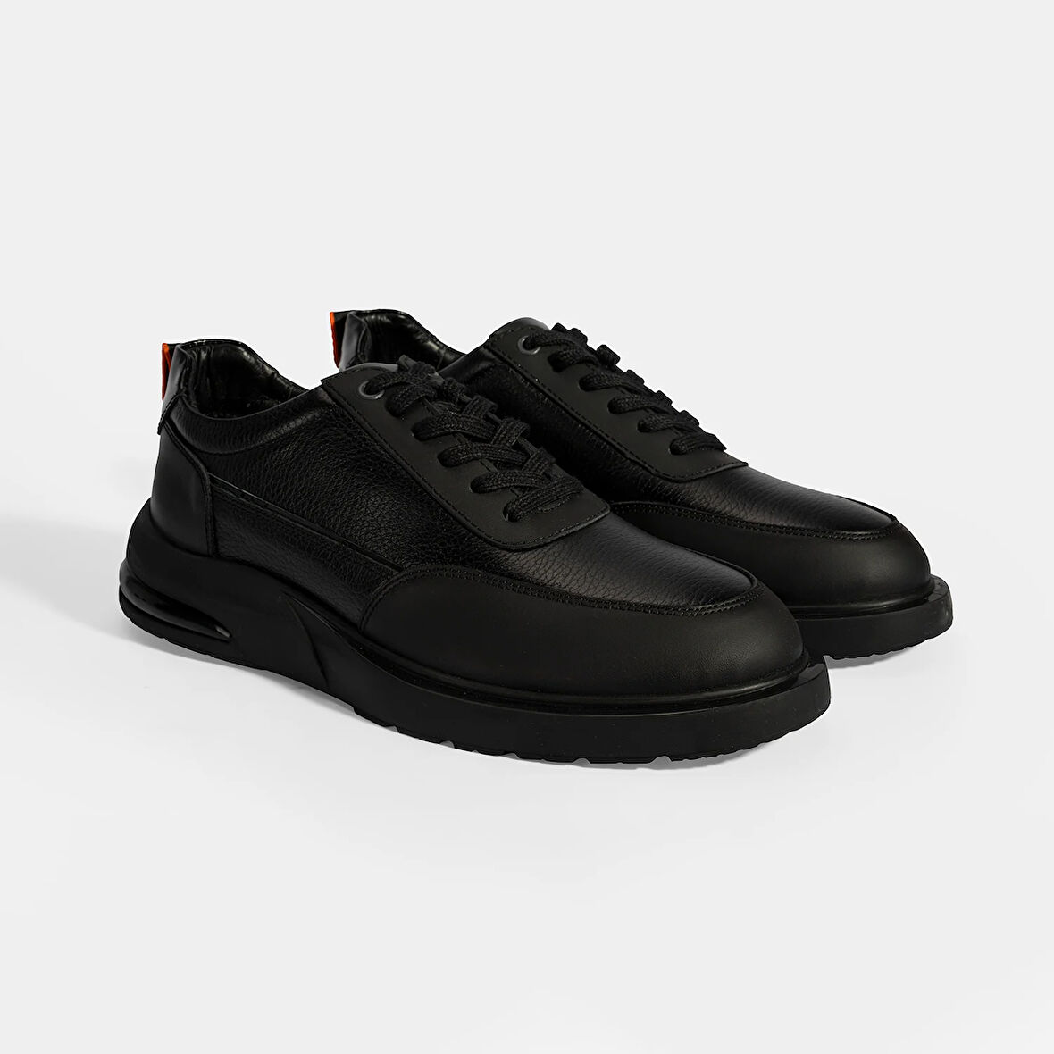 Erkek Siyah Bağcıklı Deri Günlük Ayakkabı