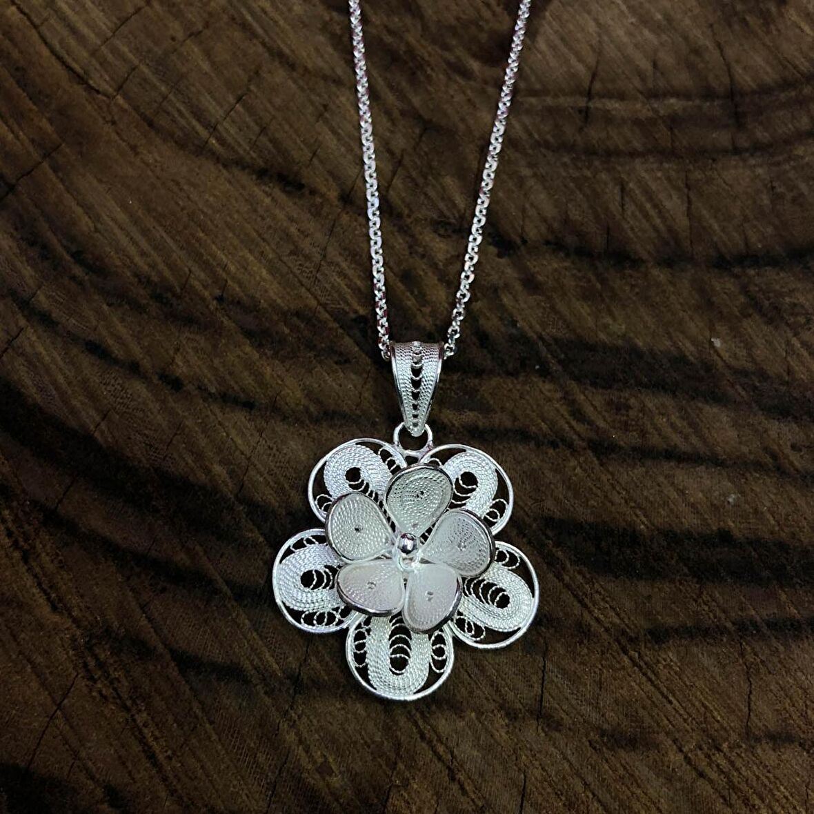 Çiçek Model Telkari Kadın Gümüş Kolye