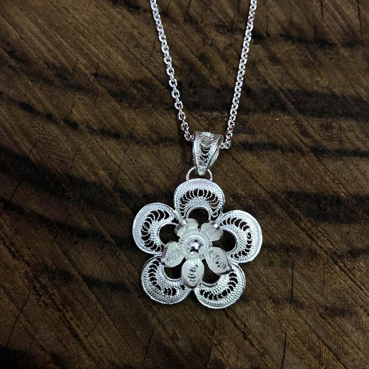 Çiçek Model Telkari Kadın Gümüş Kolye