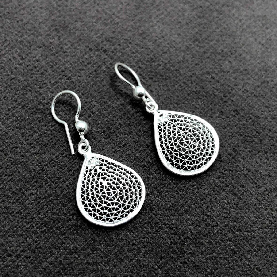 Damla Model Telkari Gümüş Kadın Küpe