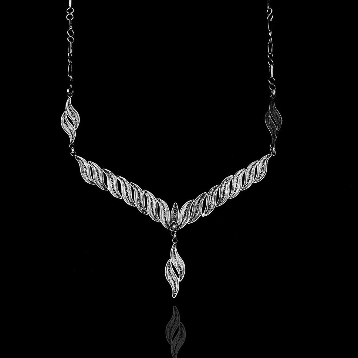 Oksitli Rüzgar Model Telkari Gümüş Gerdanlık Kolye