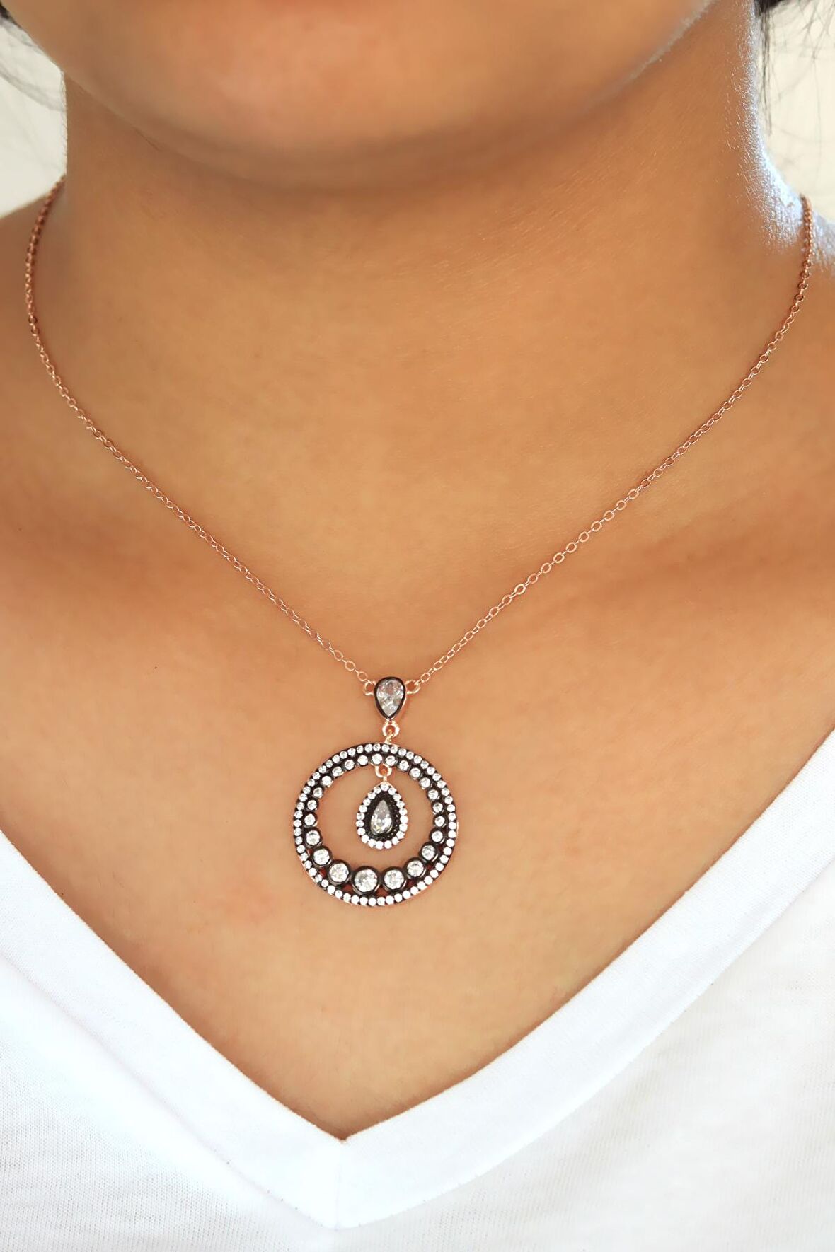 Yuvarlak Tasarım Zirkon Kadın Gümüş Kolye