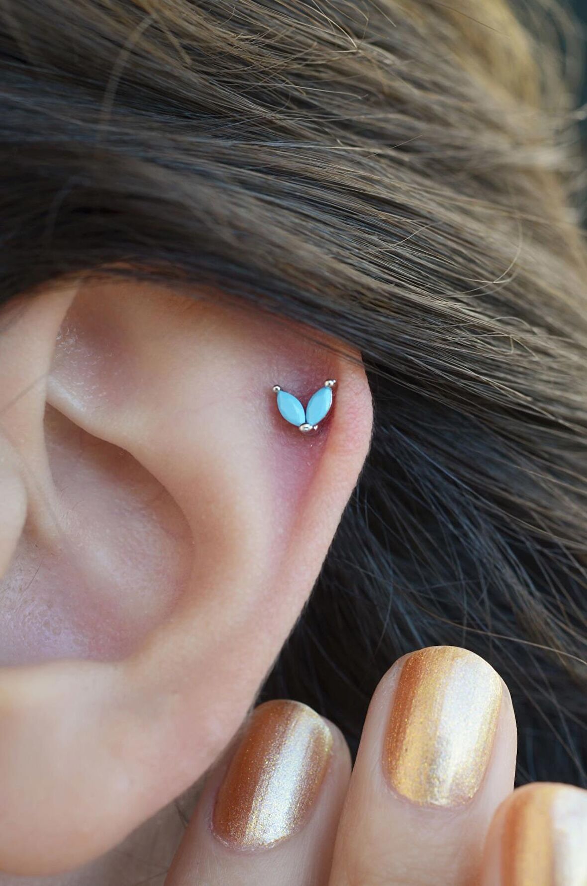 Firuze Çiçek Piercing Helix Kıkırdak