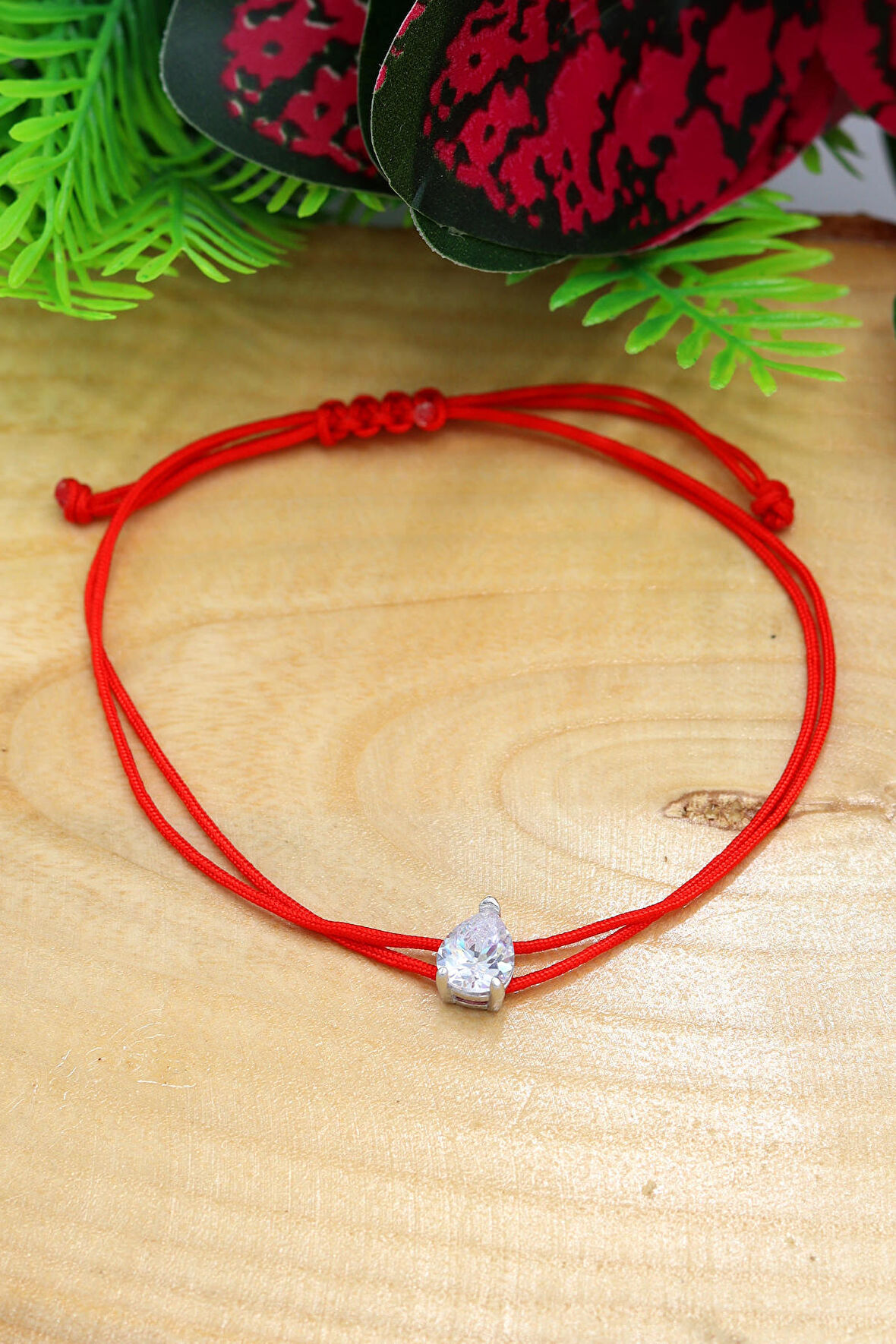 Zirkon Taşlı Asansörlü Kadın Gümüş Bileklik 201022203