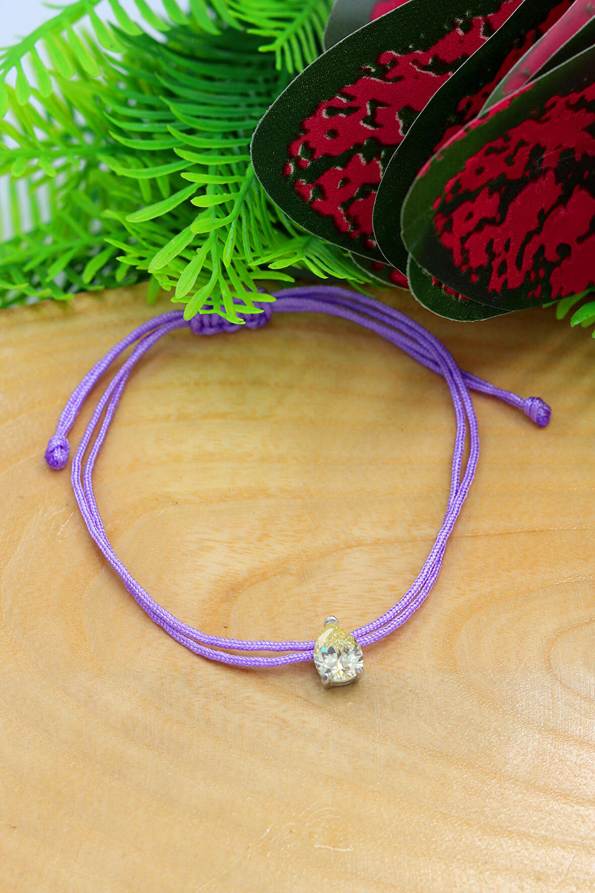 Zirkon Taşlı Asansörlü Kadın Gümüş Bileklik 201022208