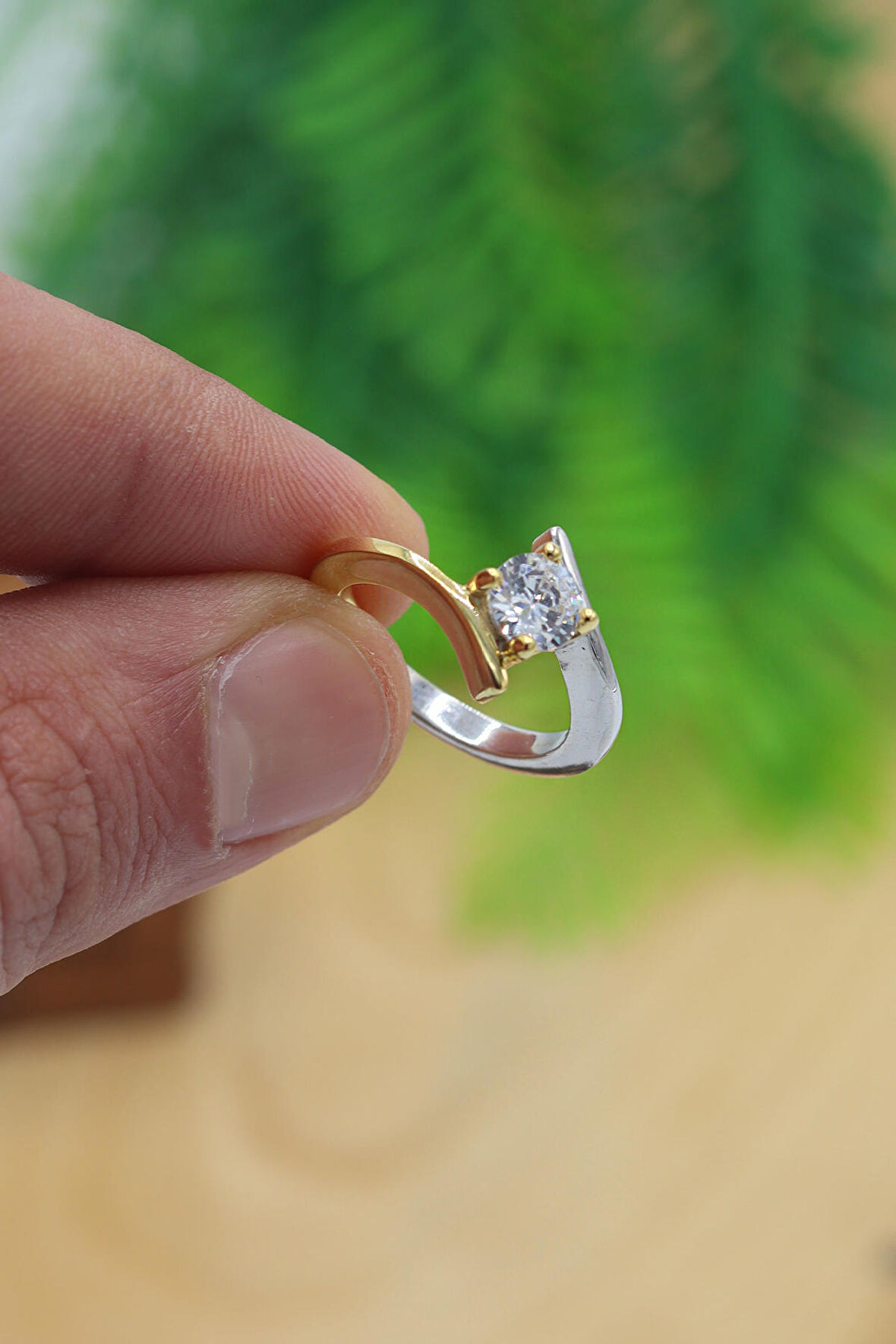 Kristal Kesim Gold Kaplama 925 Ayar Gümüş Tektaş Yüzük 201022855